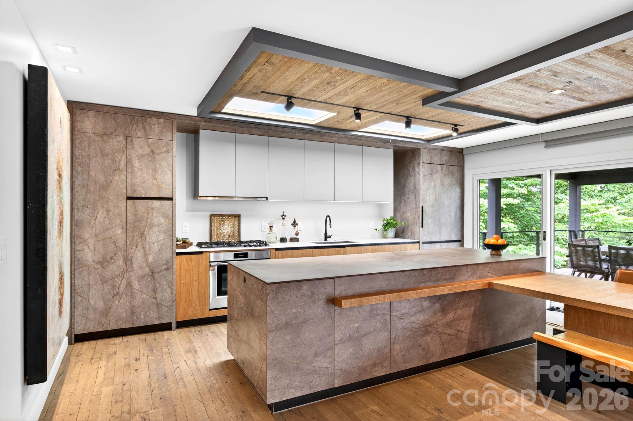 48 Woodvale Avenue Property Photo 8