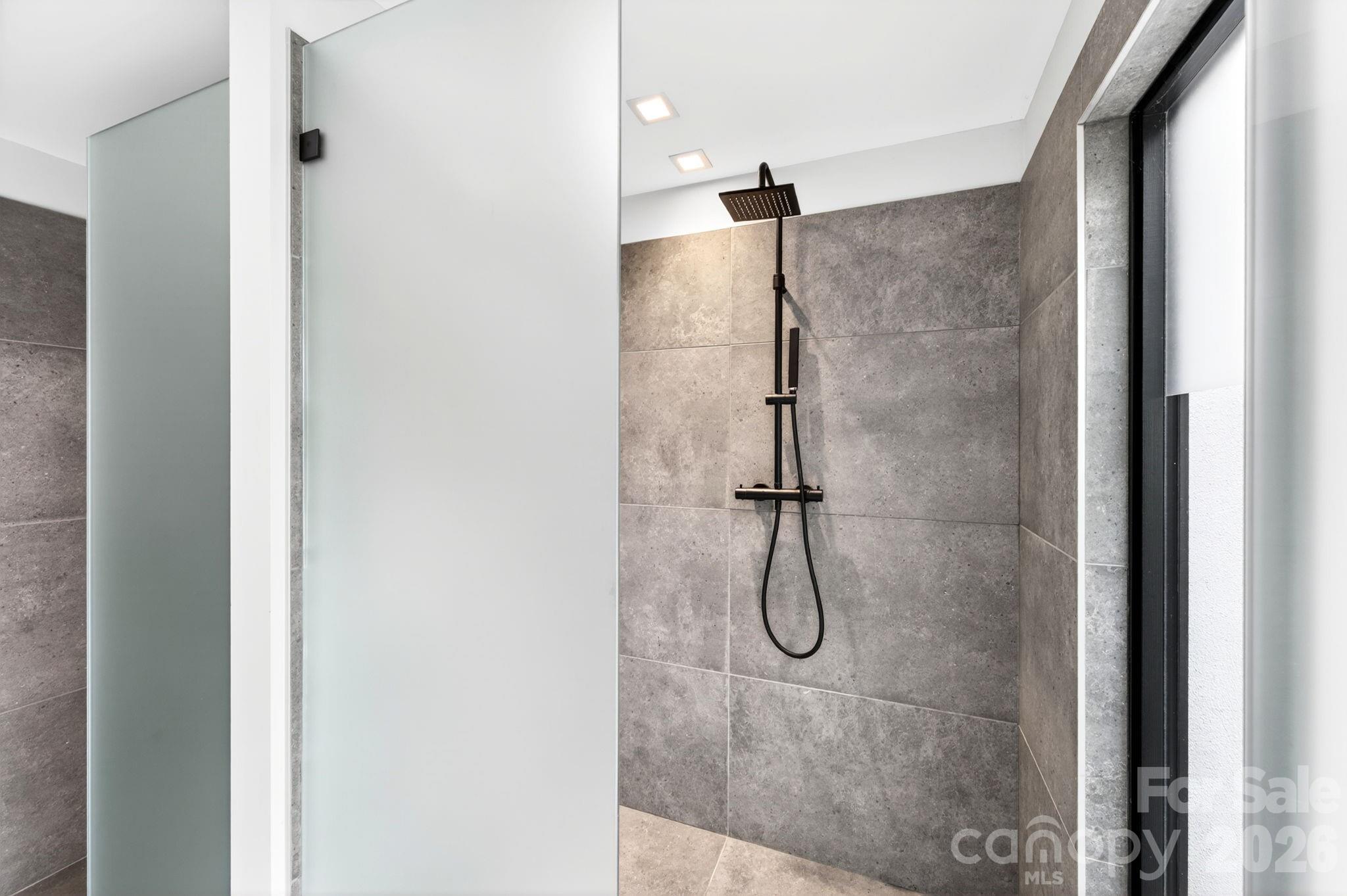 48 Woodvale Avenue Property Photo 22
