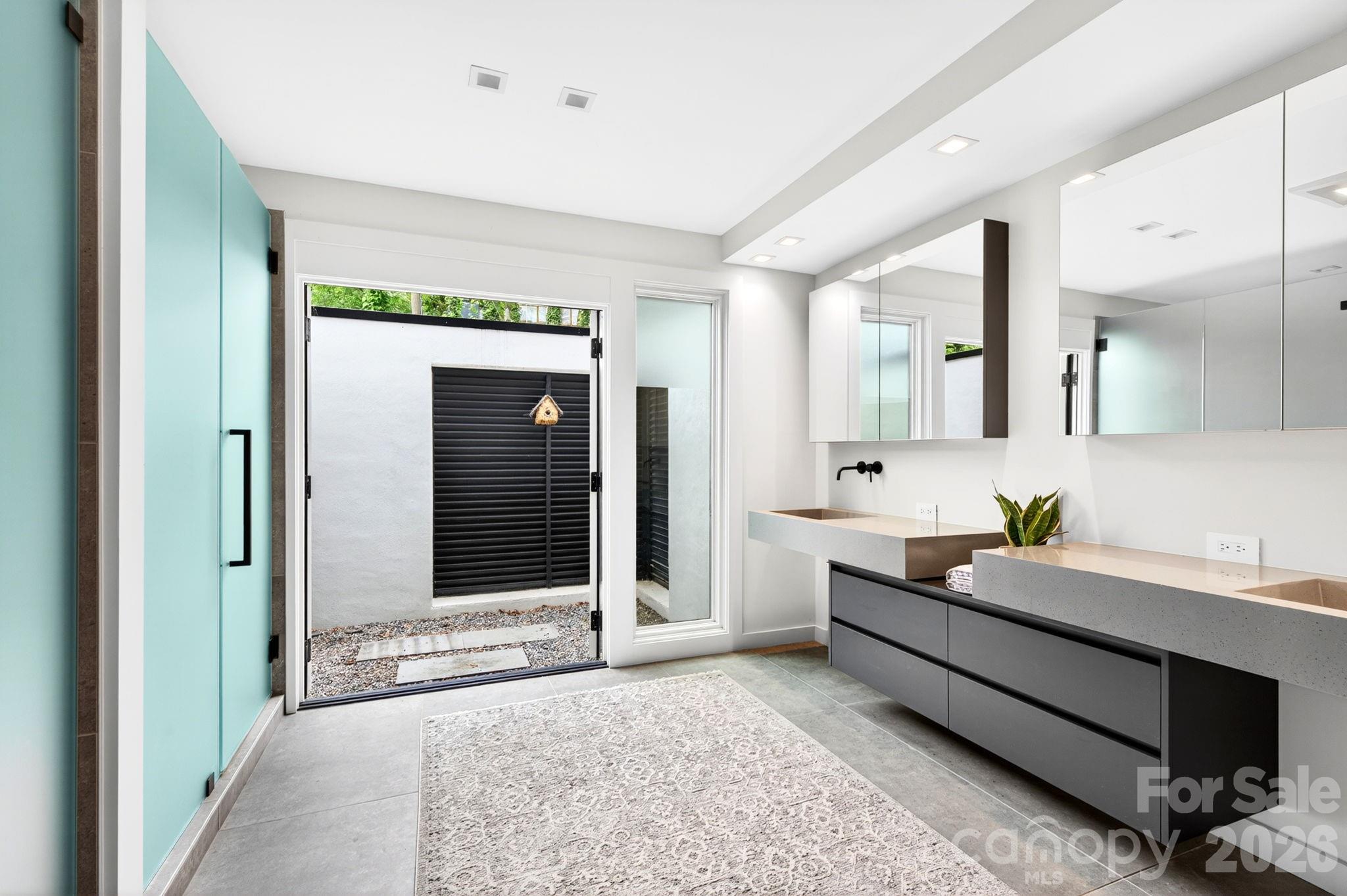 48 Woodvale Avenue Property Photo 23