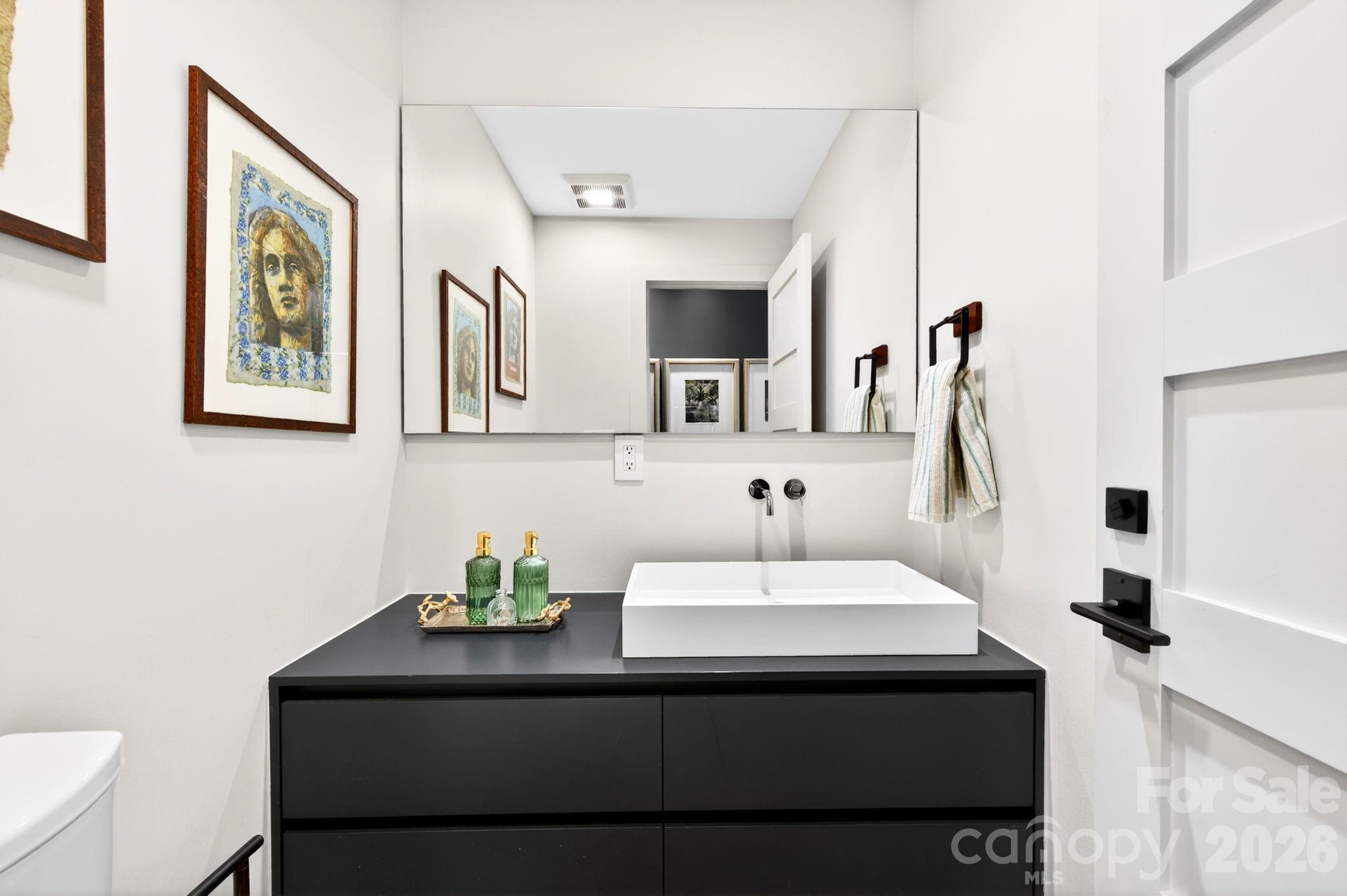 48 Woodvale Avenue Property Photo 33