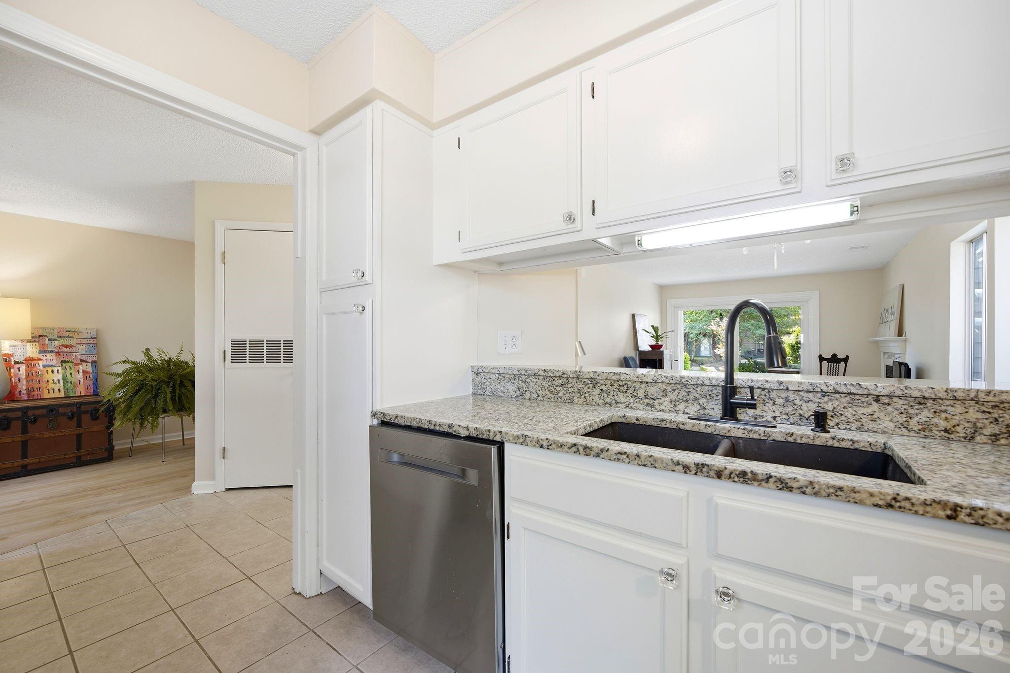 2500 #a Stradbrook Drive Property Photo 6