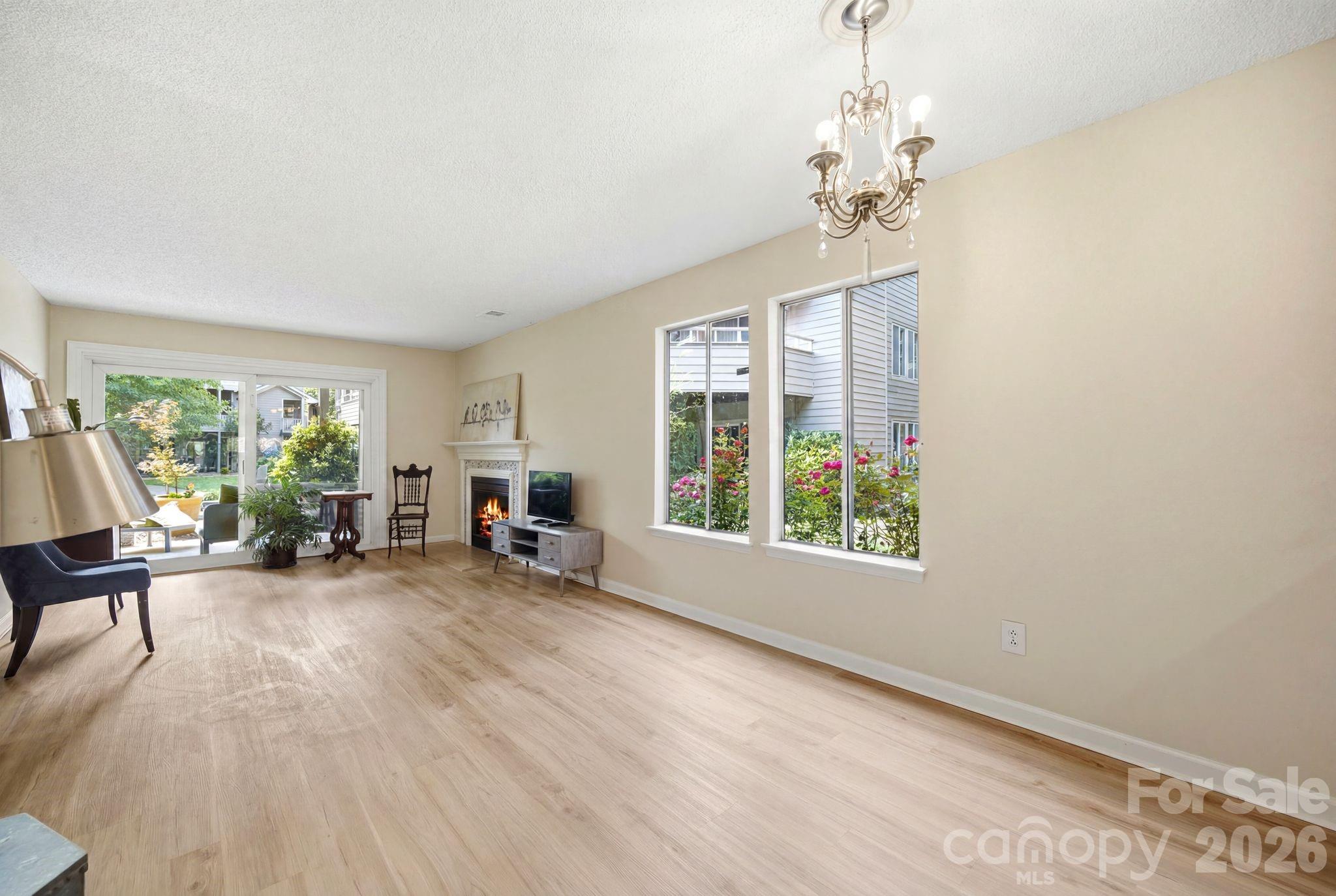 2500 #a Stradbrook Drive Property Photo 28