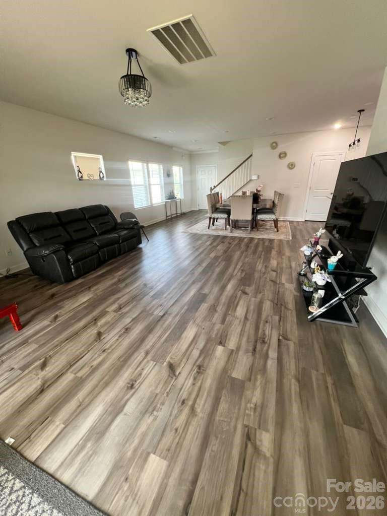 11908 Redleaf Drive Property Photo 4