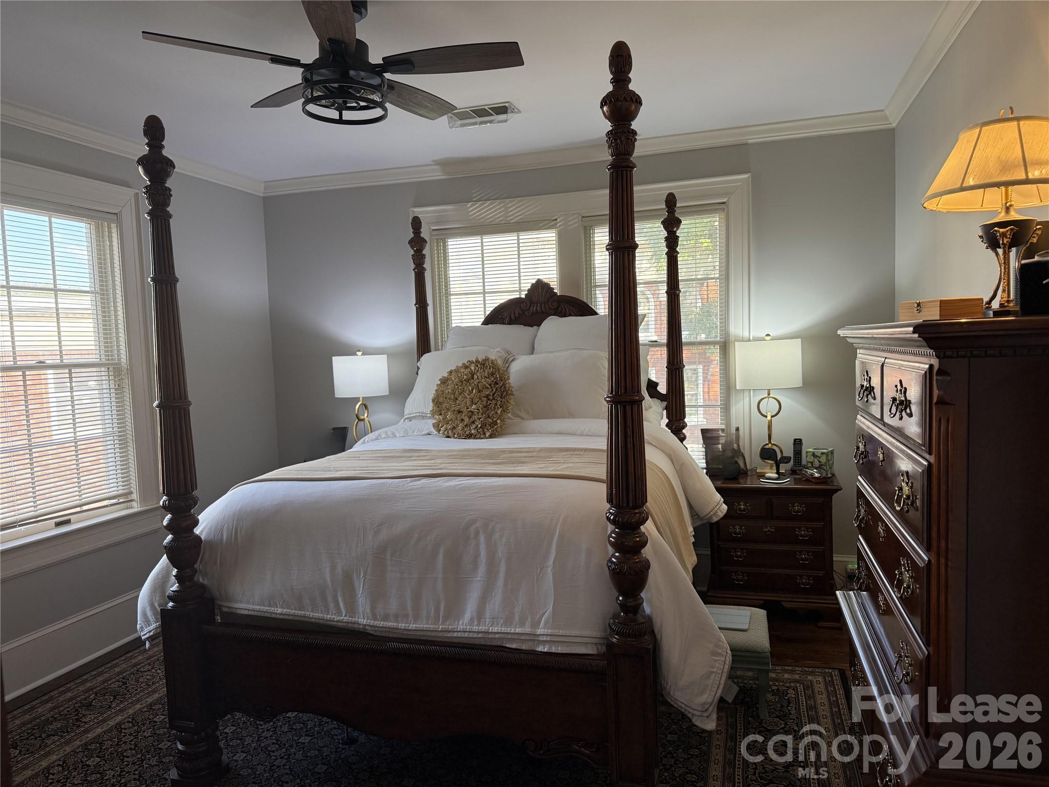 204 Kings Mountain Street Property Photo 8