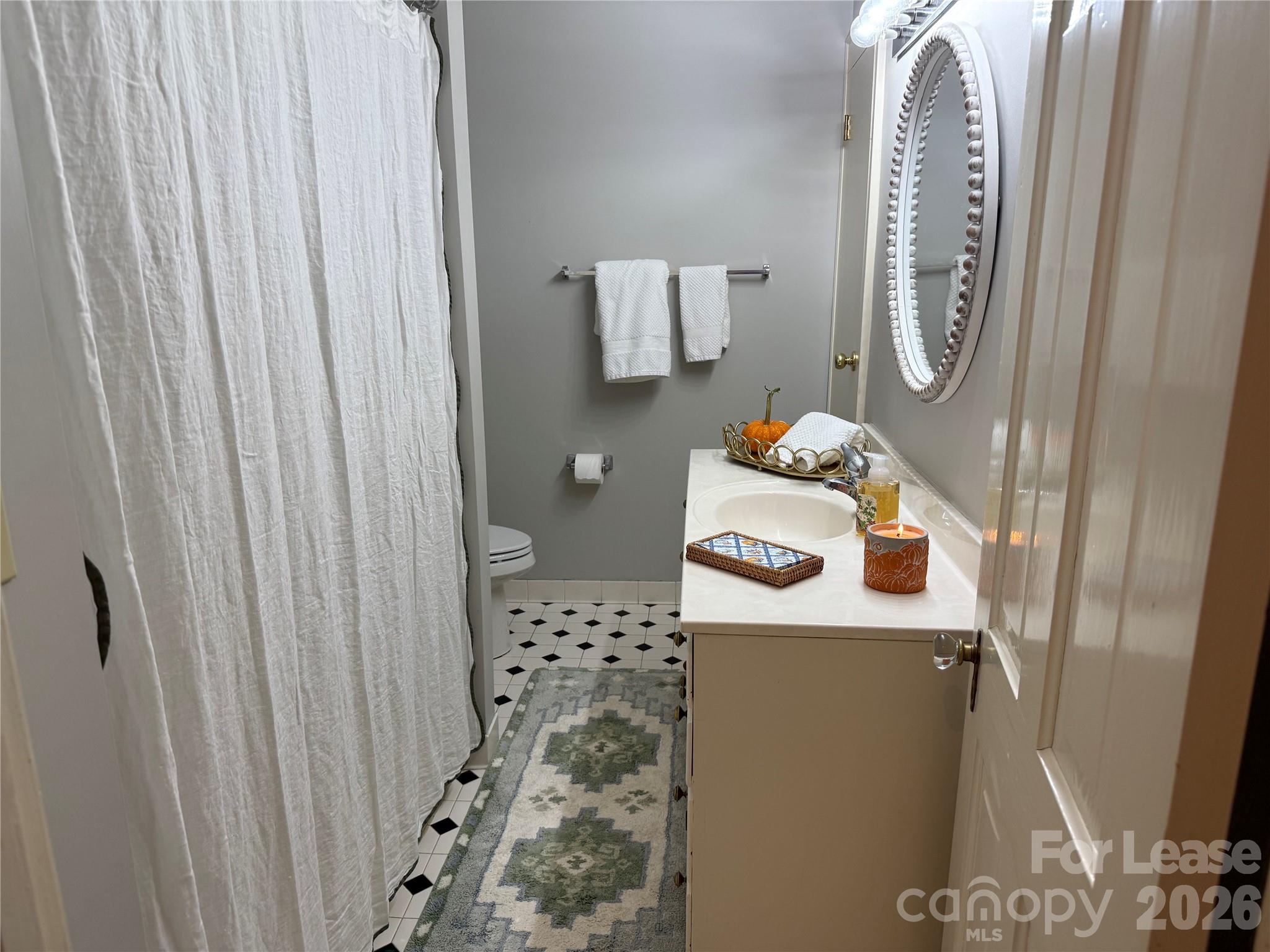 204 Kings Mountain Street Property Photo 11
