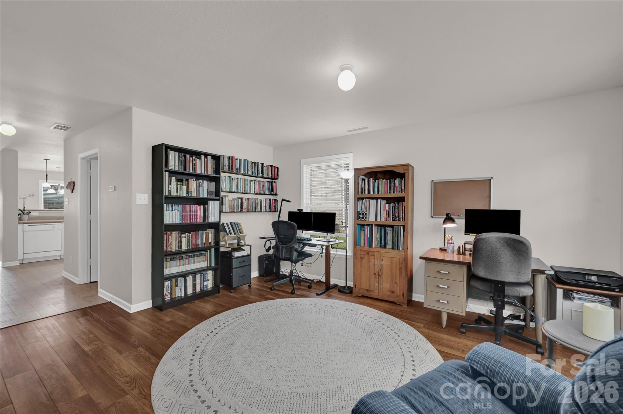 211 Wolf Creek Lane Property Photo 4