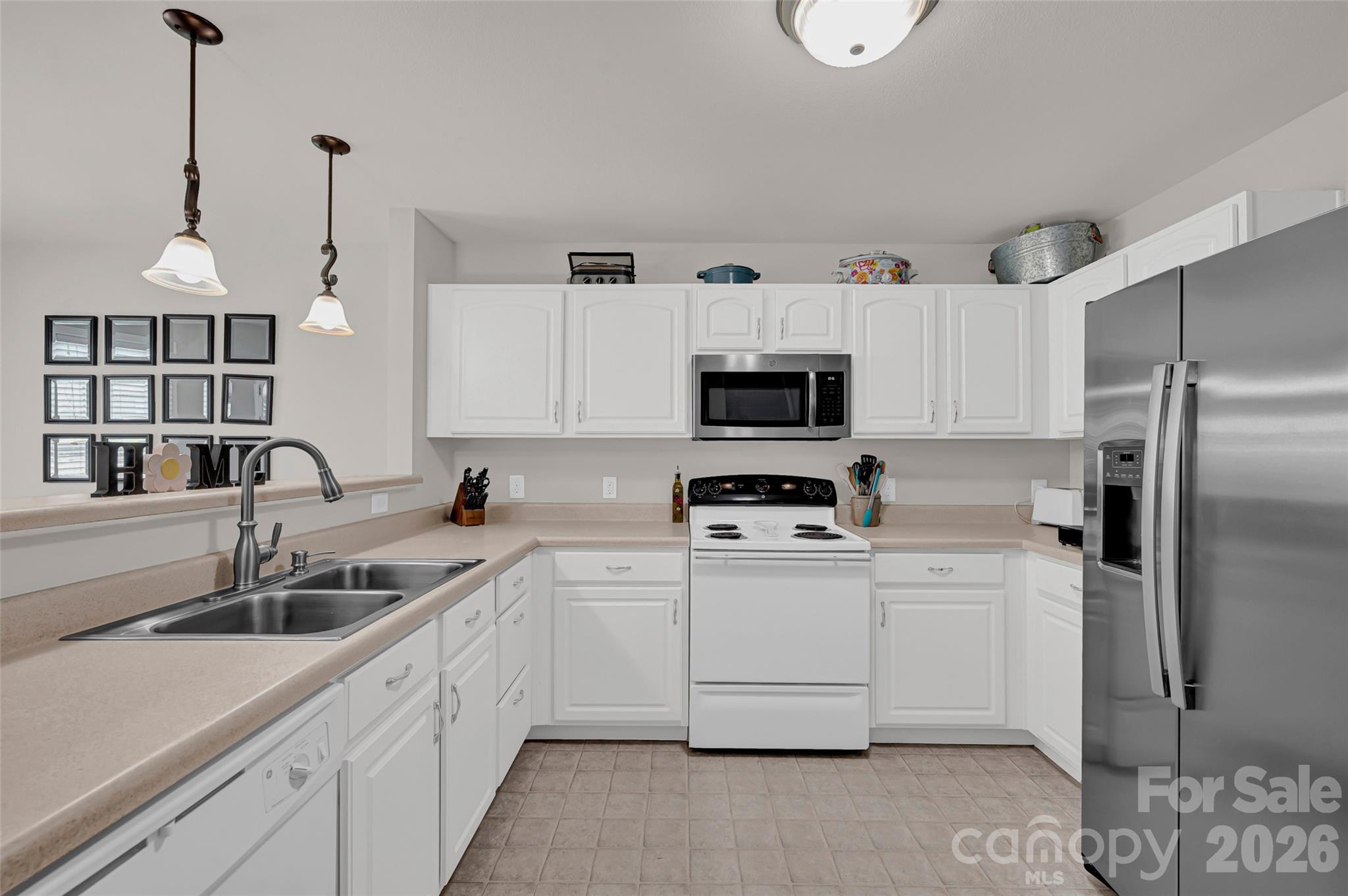 211 Wolf Creek Lane Property Photo 10