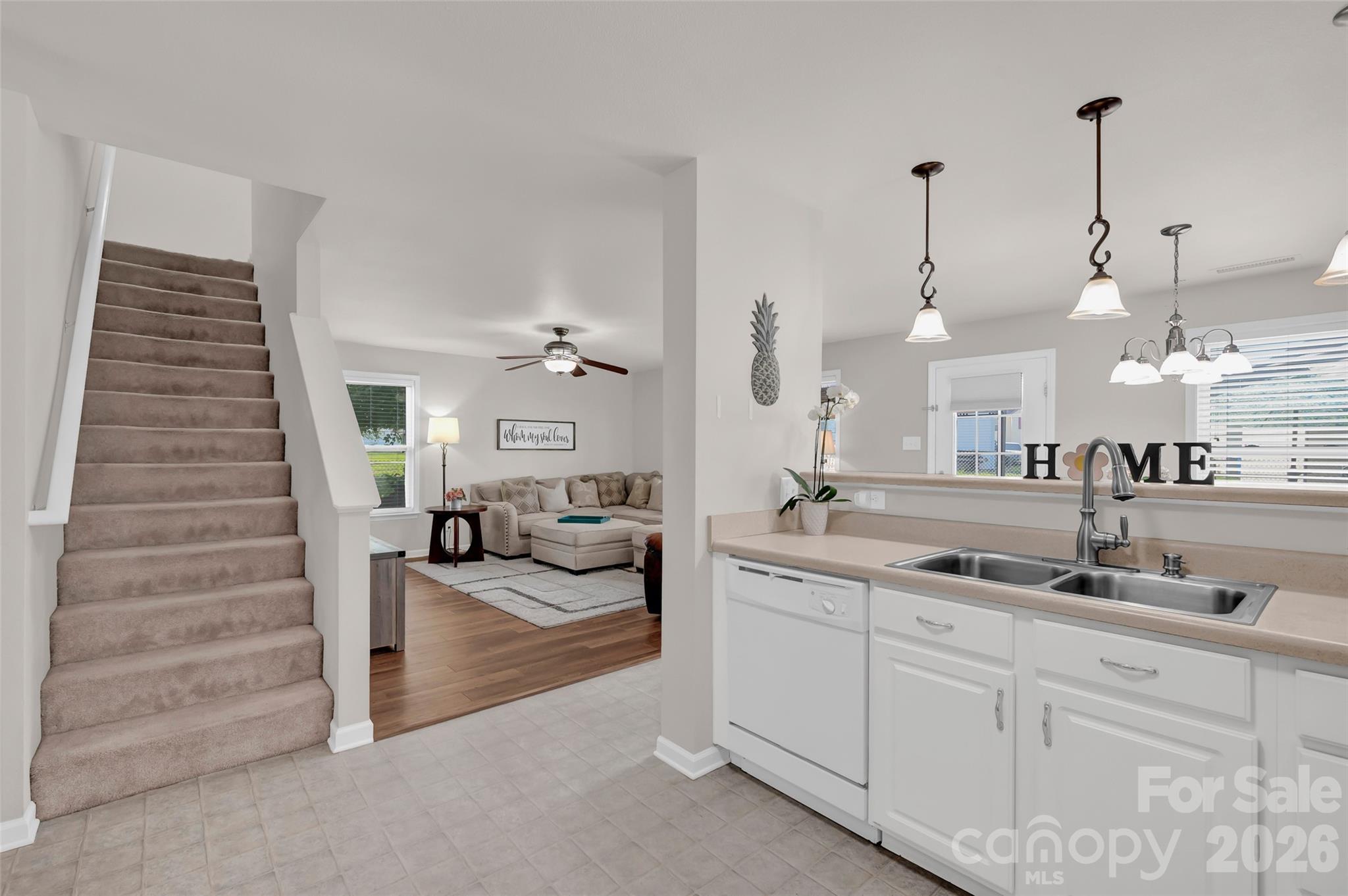 211 Wolf Creek Lane Property Photo 11