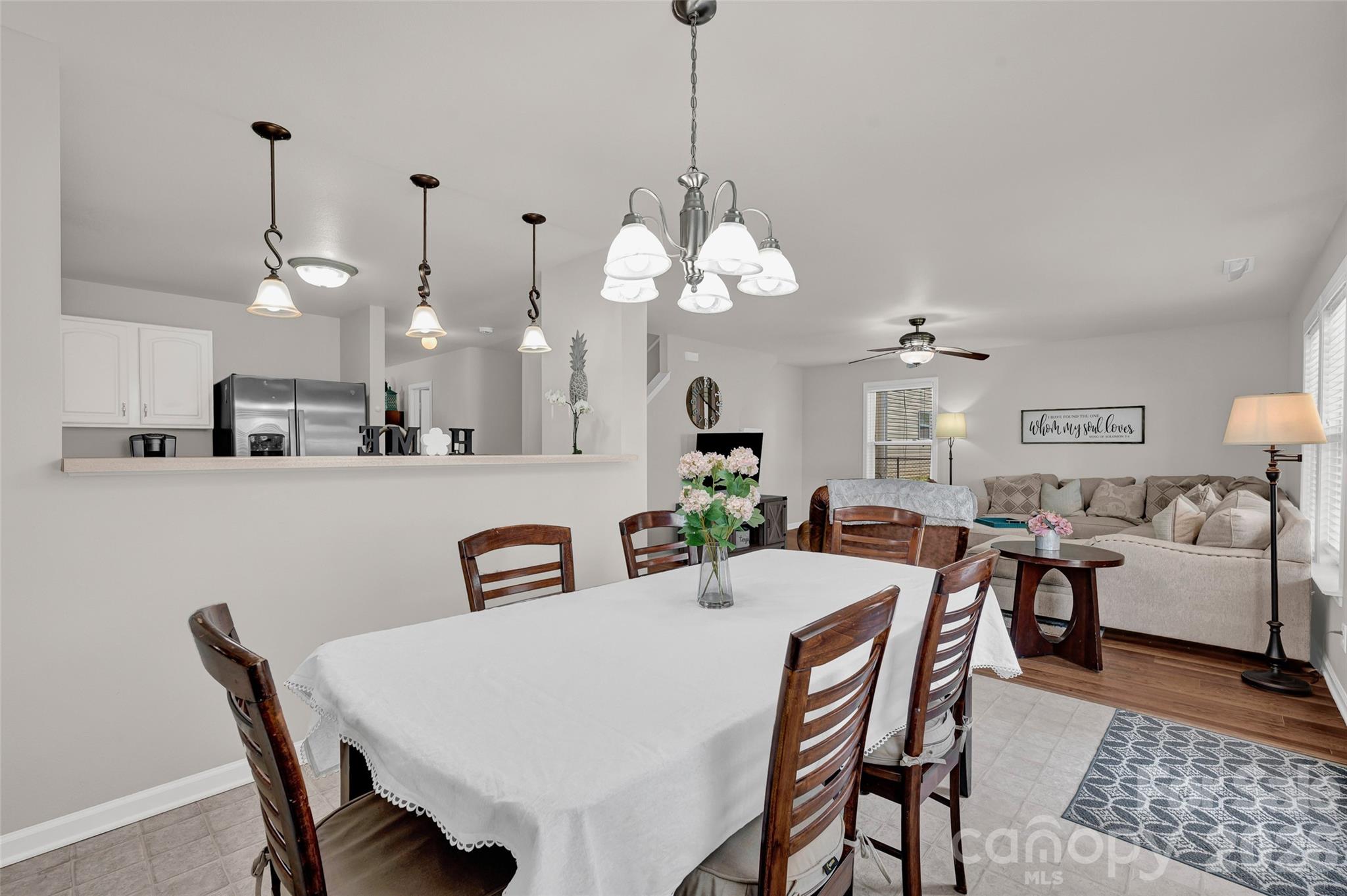 211 Wolf Creek Lane Property Photo 13