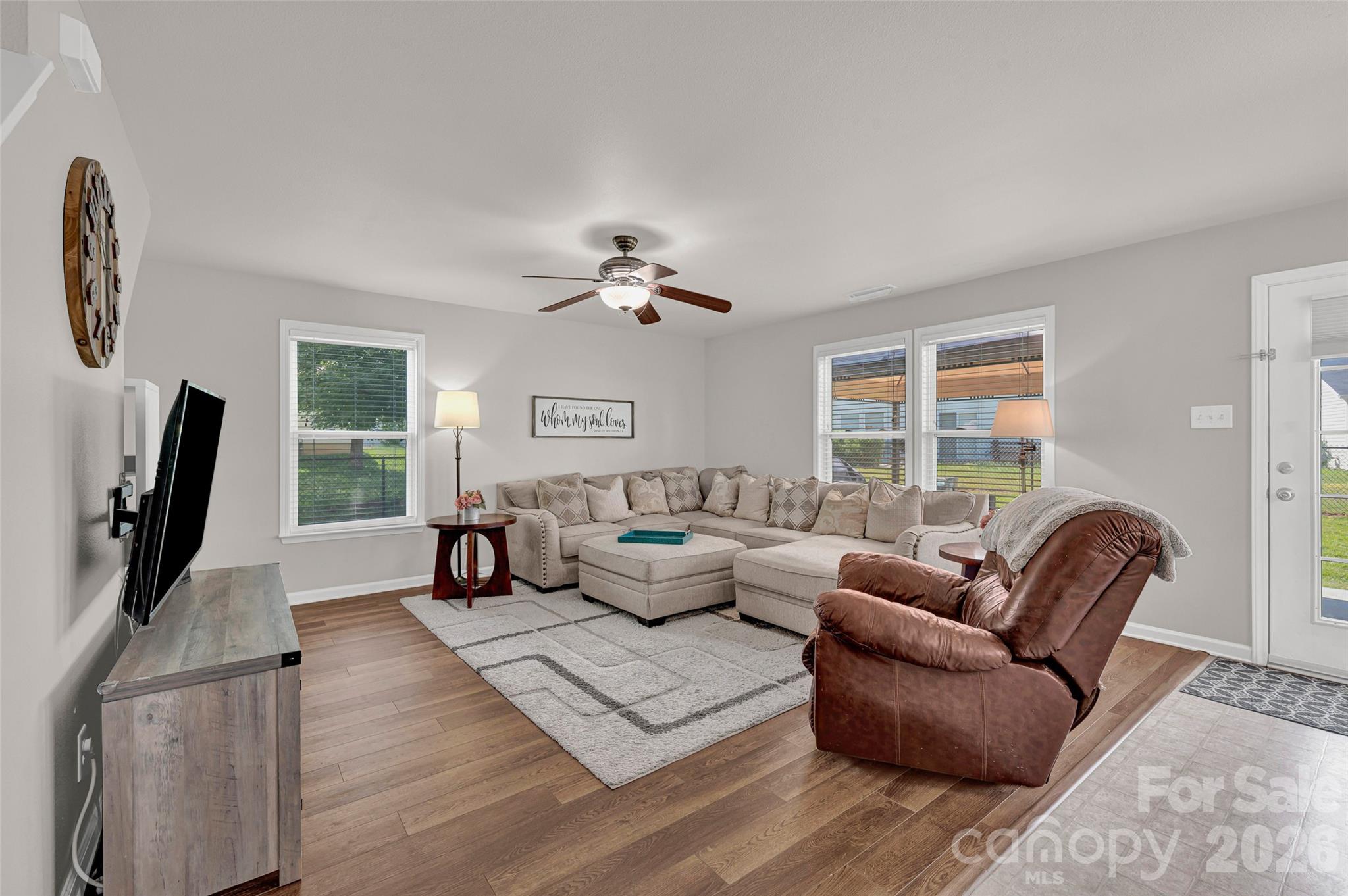 211 Wolf Creek Lane Property Photo 16