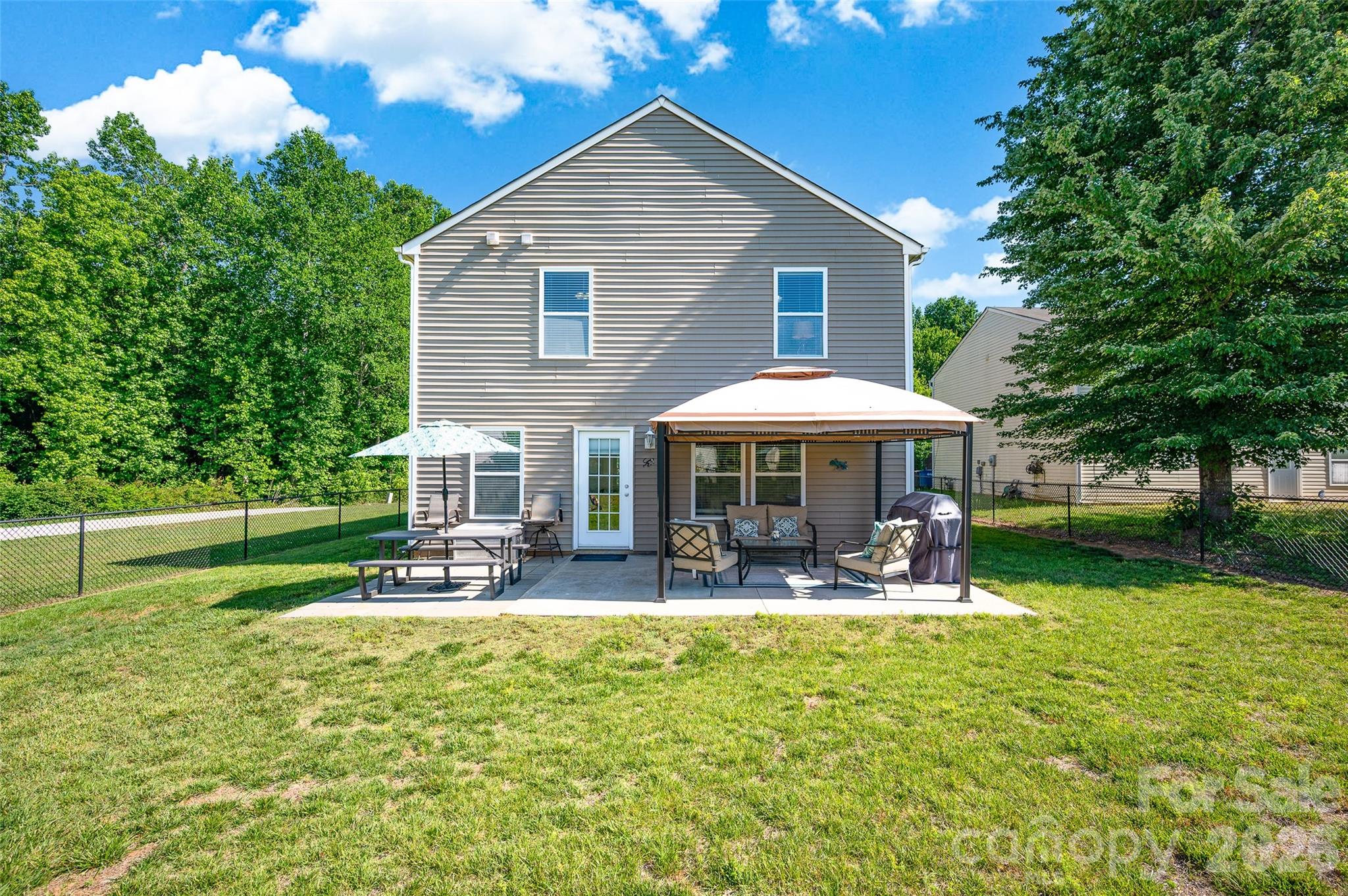 211 Wolf Creek Lane Property Photo 32