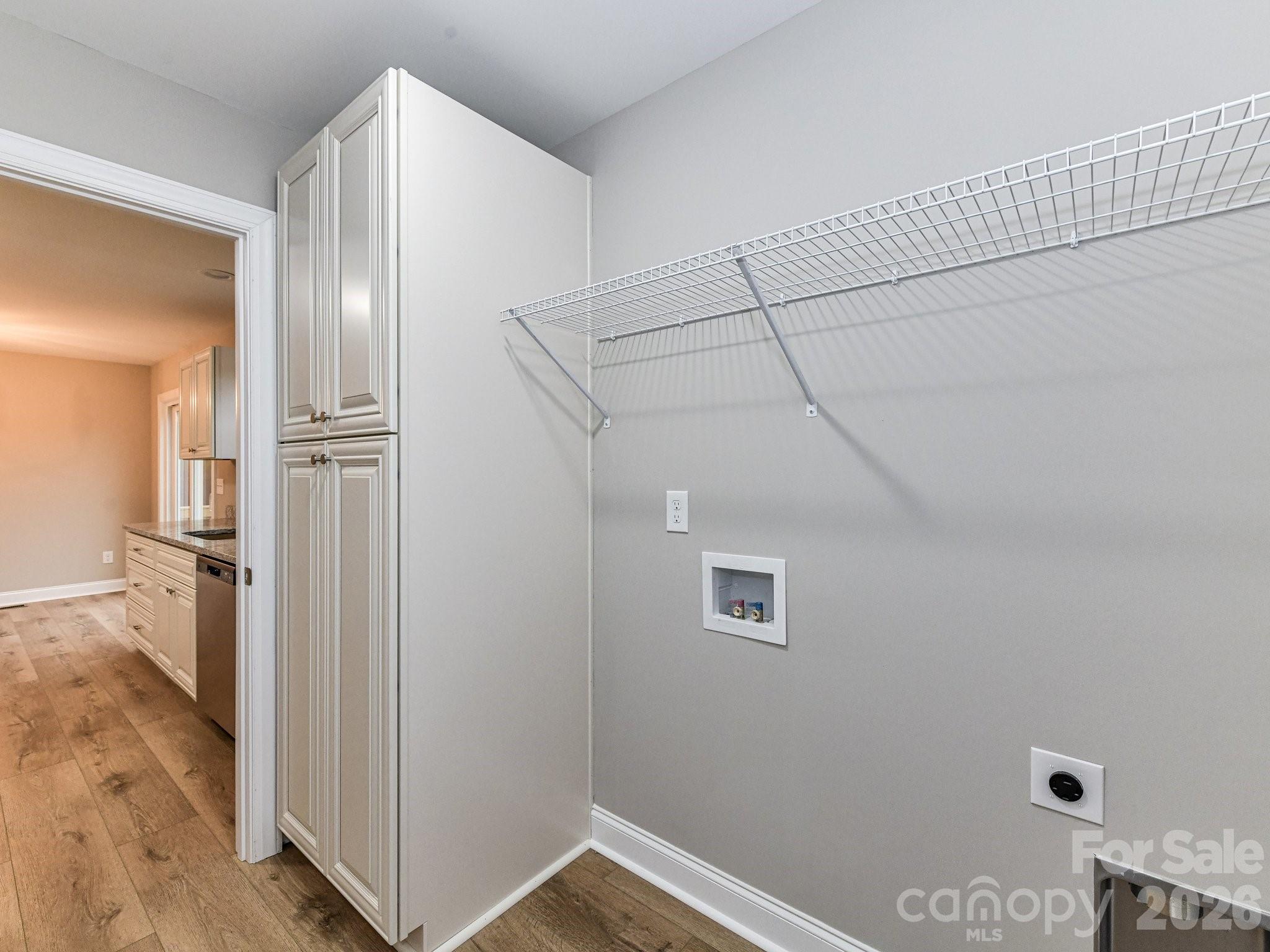 573 Wade Road Property Photo 15