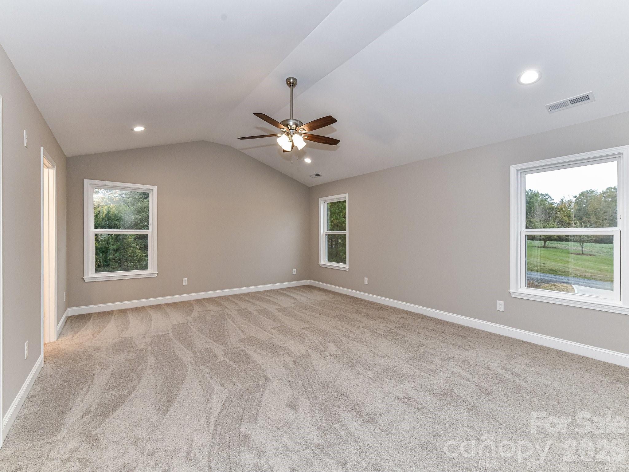 573 Wade Road Property Photo 18