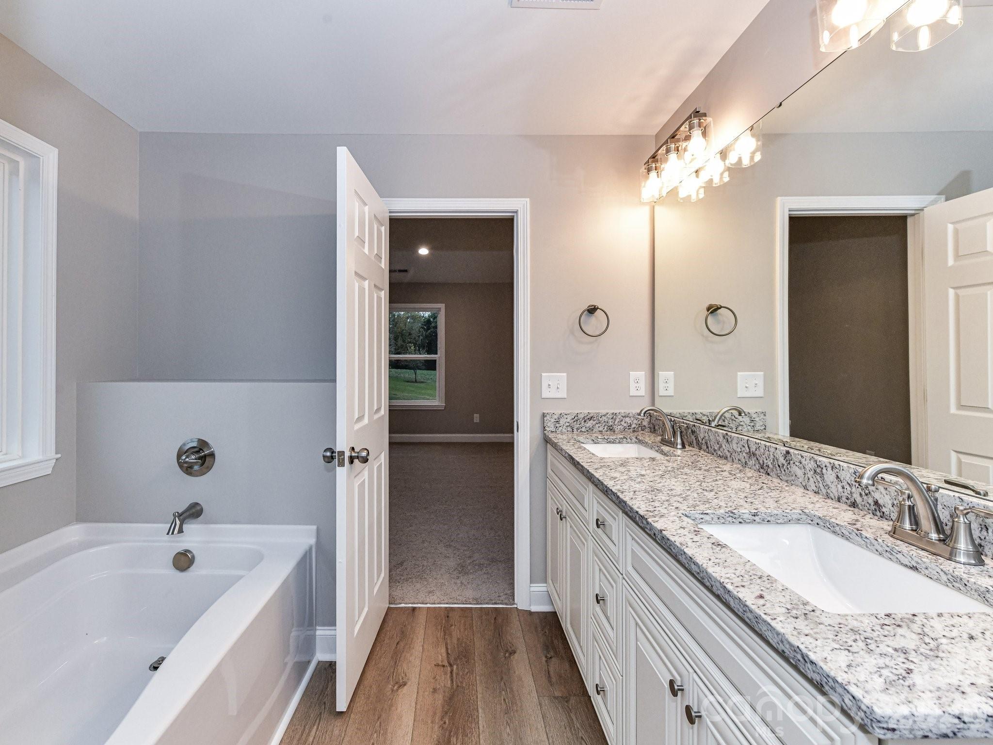 573 Wade Road Property Photo 22