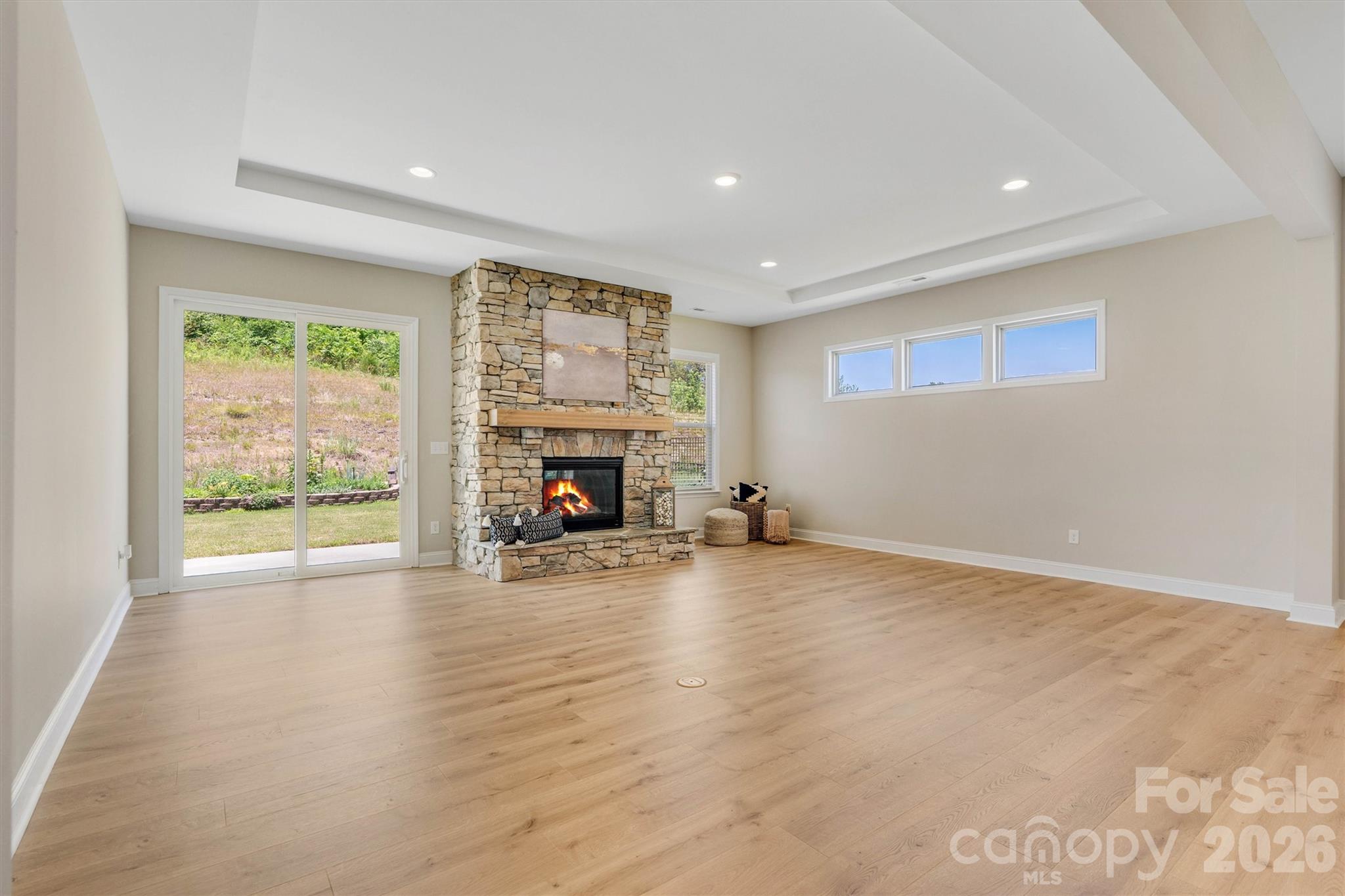8091 Woodline Lane Property Photo 8
