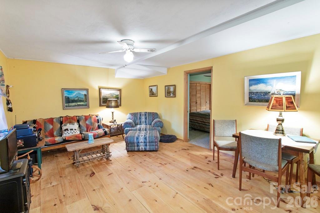 31 Valley Cove Place Property Photo 21