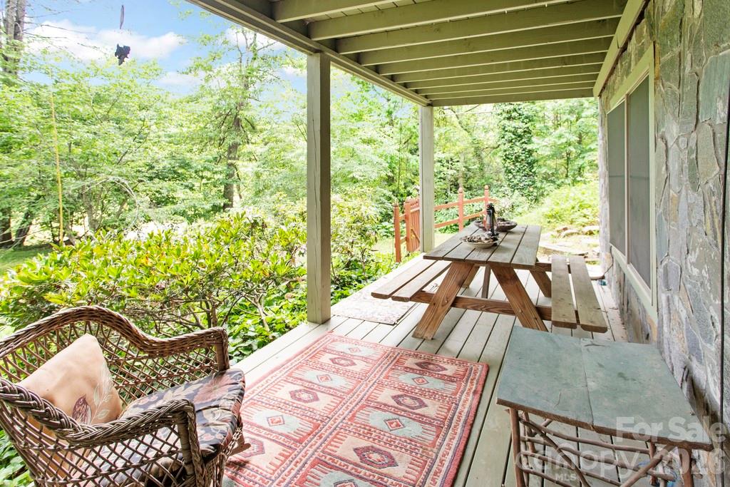 31 Valley Cove Place Property Photo 25