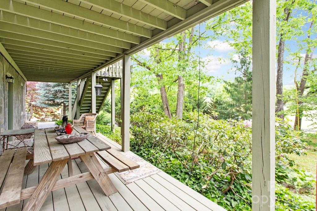 31 Valley Cove Place Property Photo 26