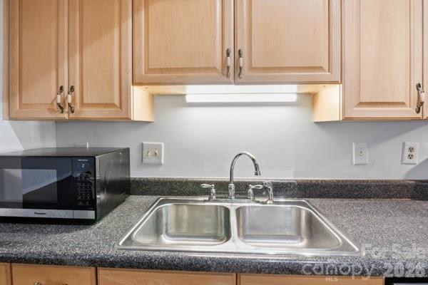 7031 Stonington Lane Property Photo 16
