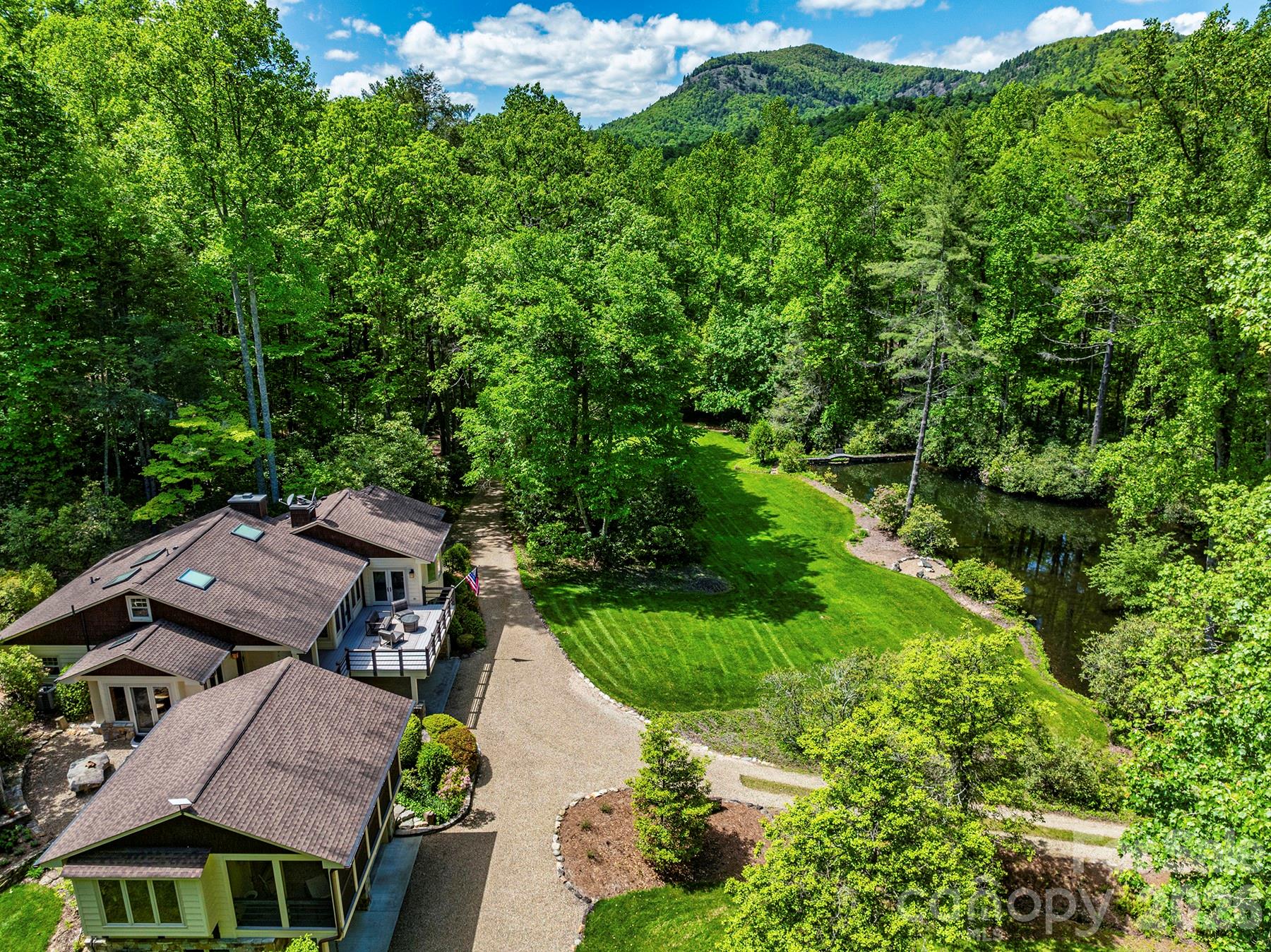 1213 Bull Pen Road Property Photo 1
