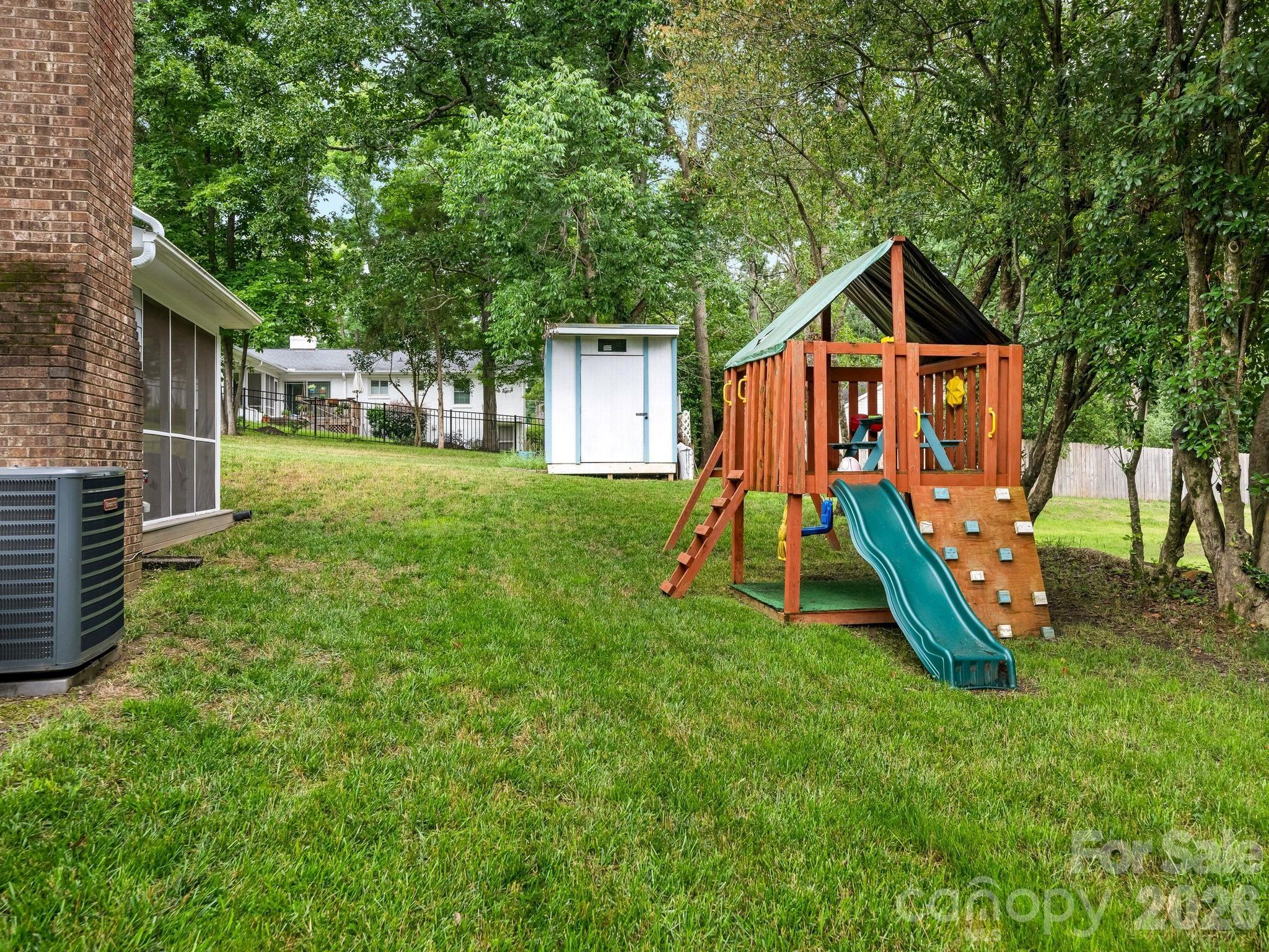 6801 Rollingridge Drive Property Photo 31