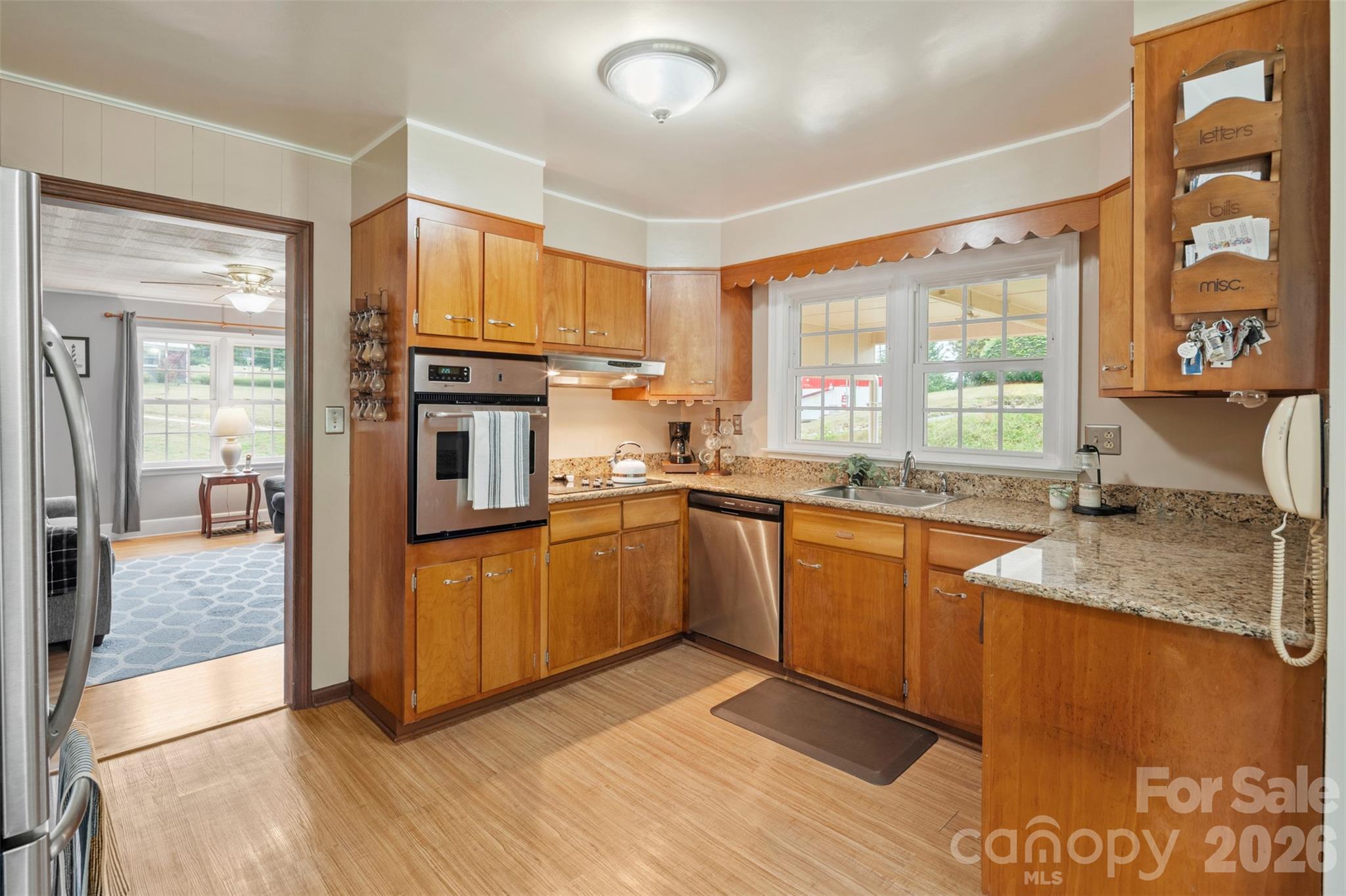 314 Old Leicester Highway Property Photo 17