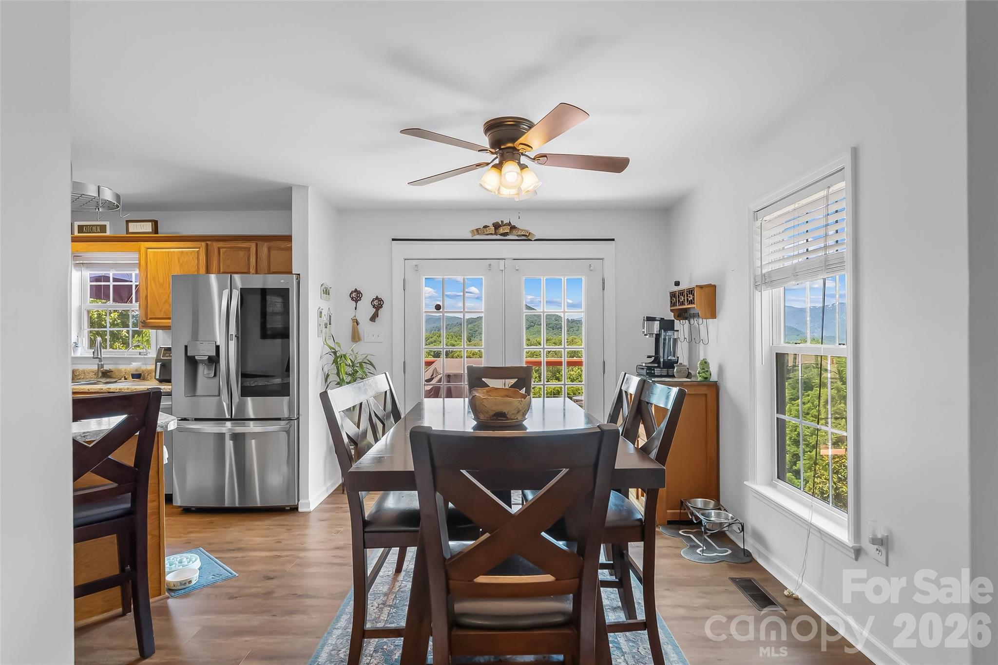 70 Heslar Way Property Photo 27