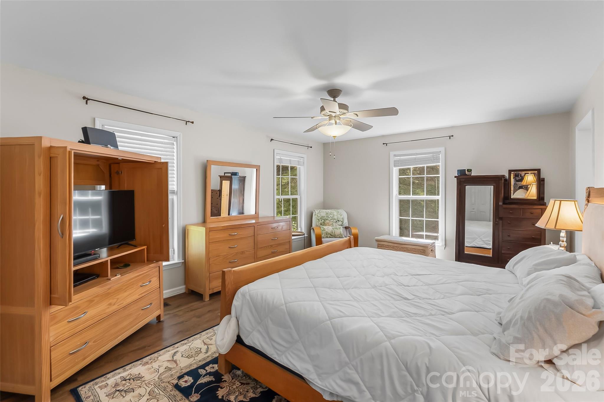 70 Heslar Way Property Photo 33