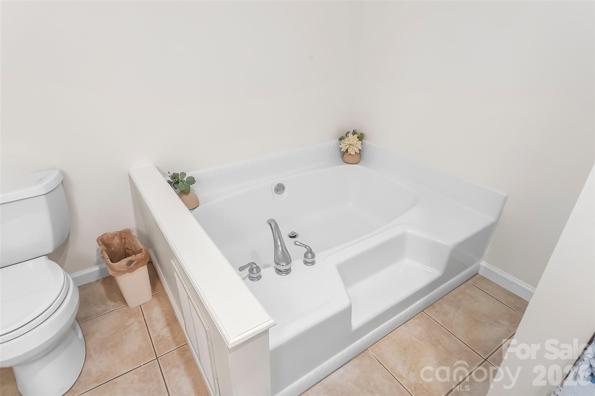 70 Heslar Way Property Photo 39