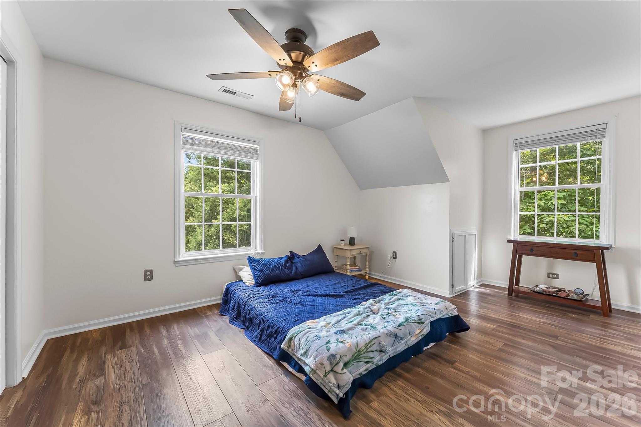 70 Heslar Way Property Photo 42