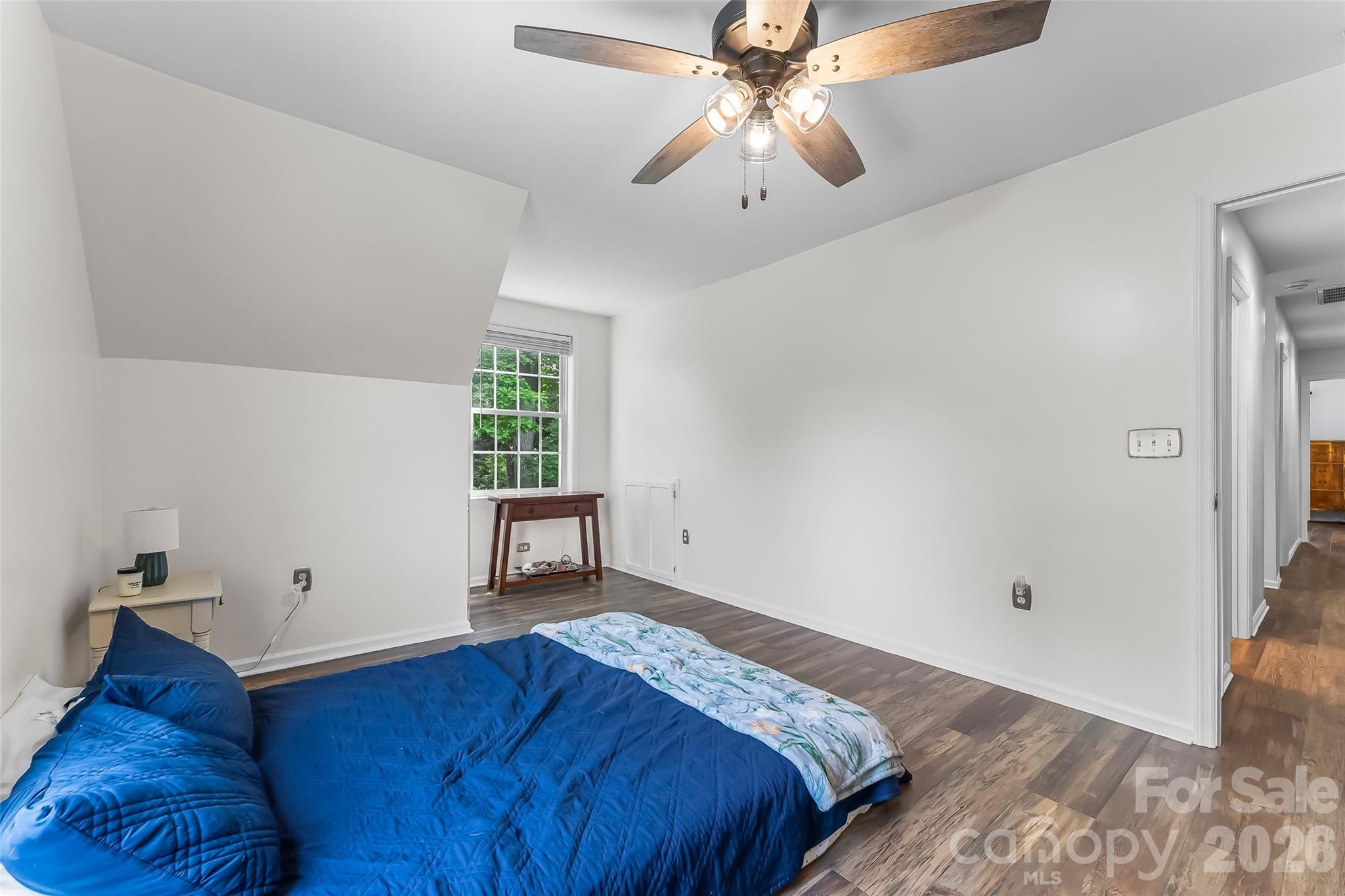 70 Heslar Way Property Photo 43
