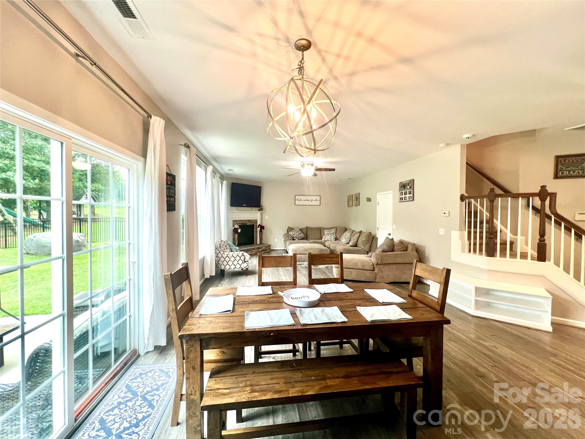 1106 Brookdale Lane Property Photo 6