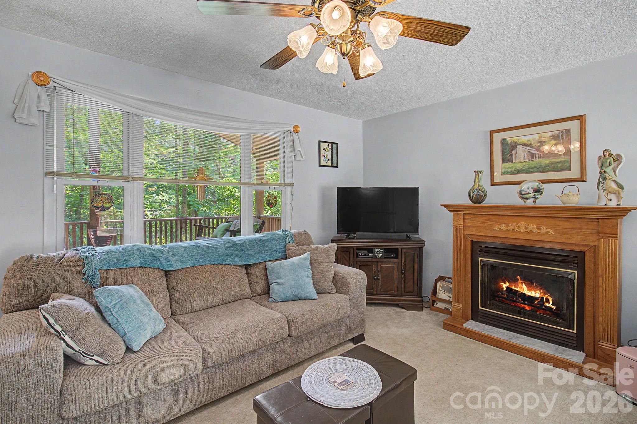 175 Pine Cove Lane Property Photo 8