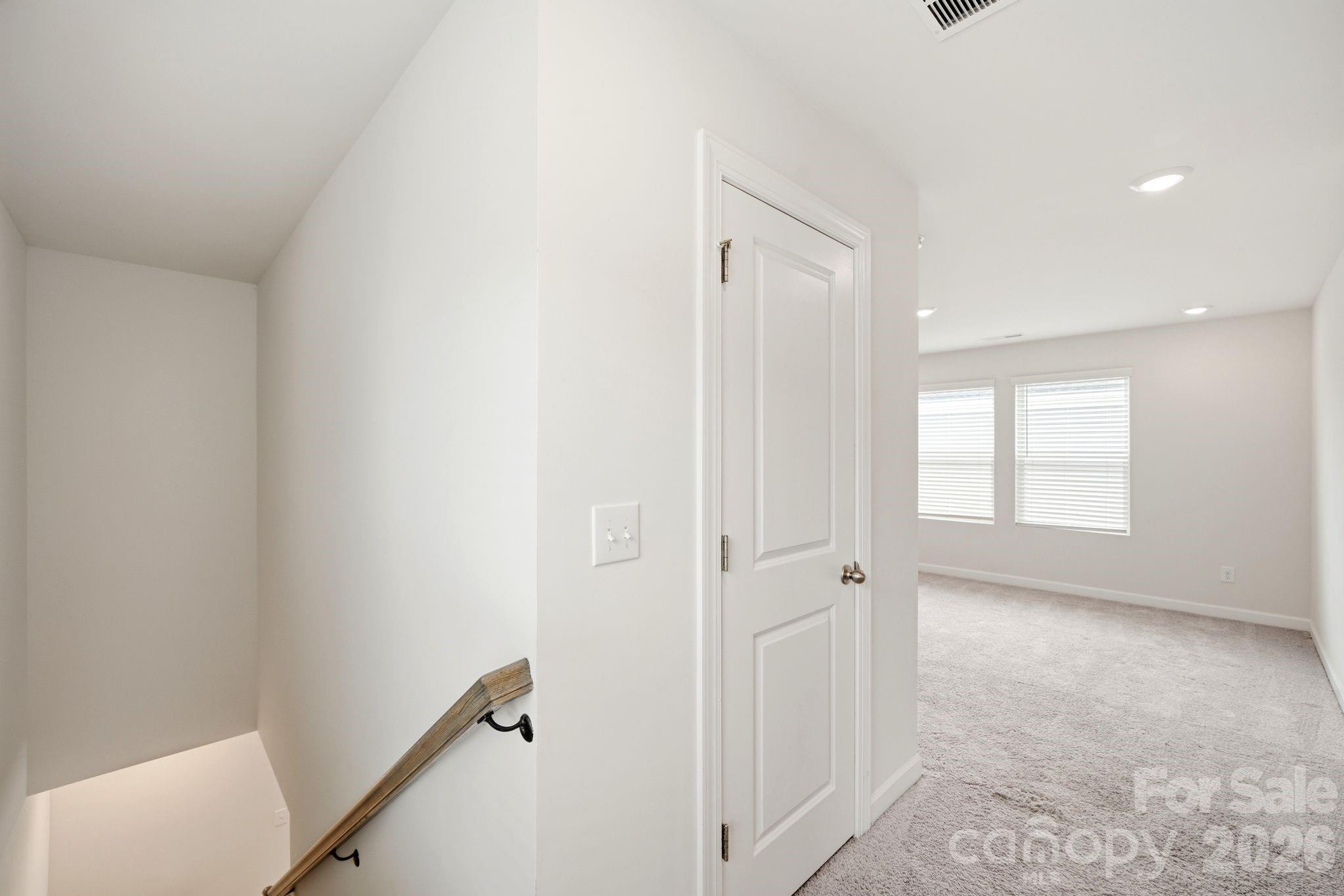 518 Nixon Road Property Photo 16