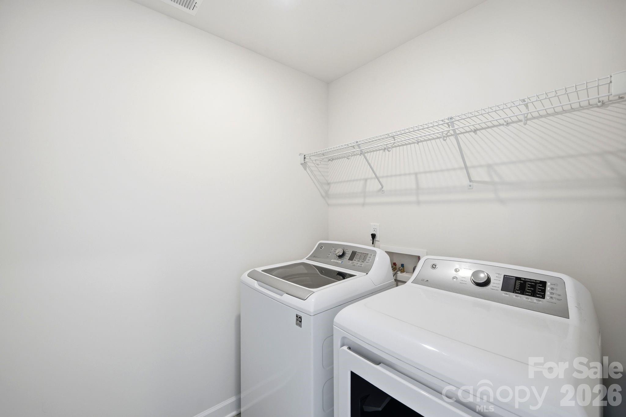 518 Nixon Road Property Photo 17