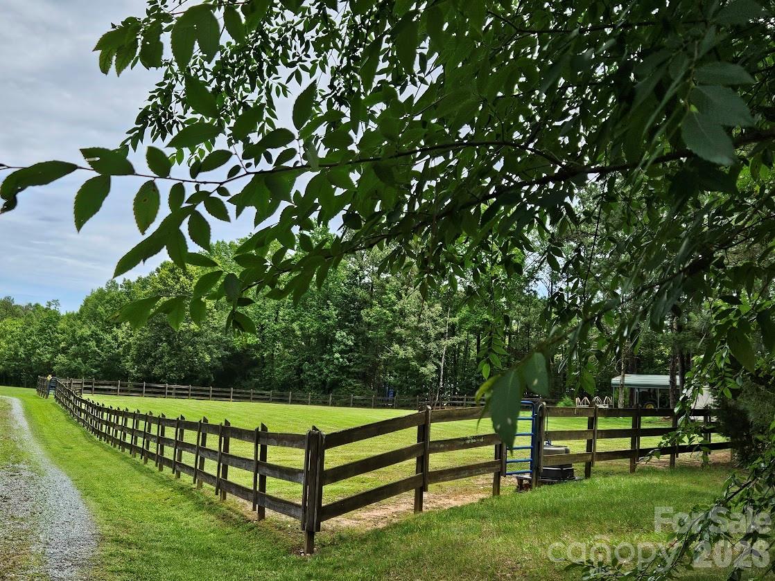 7712 Old Waxhaw Monroe Road Property Photo 6