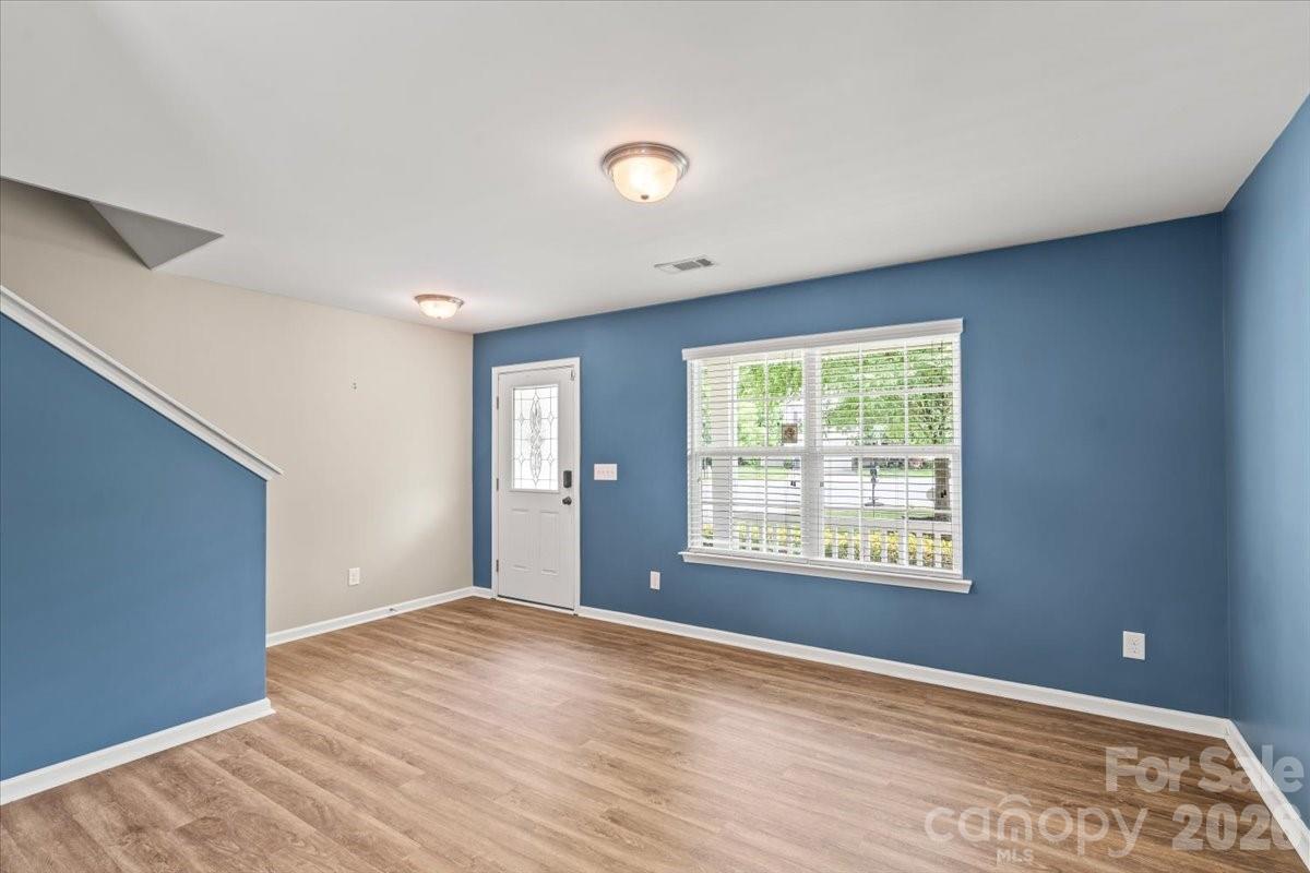 5229 Hawkins Meadow Court Property Photo 6