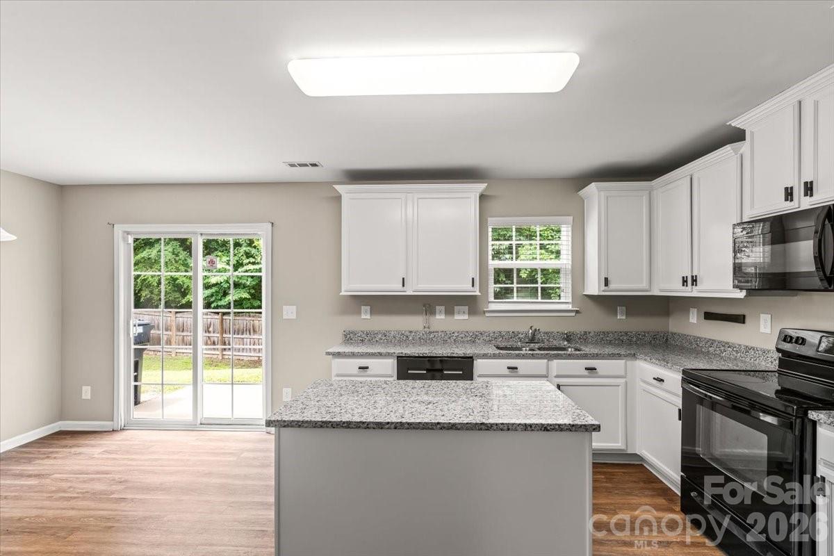 5229 Hawkins Meadow Court Property Photo 20