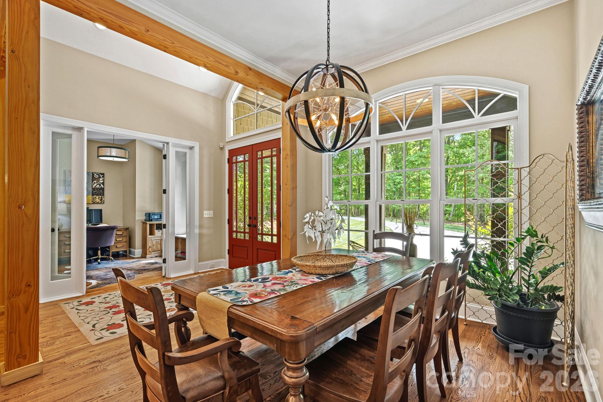 6808 Live Oaks Lane Property Photo 17