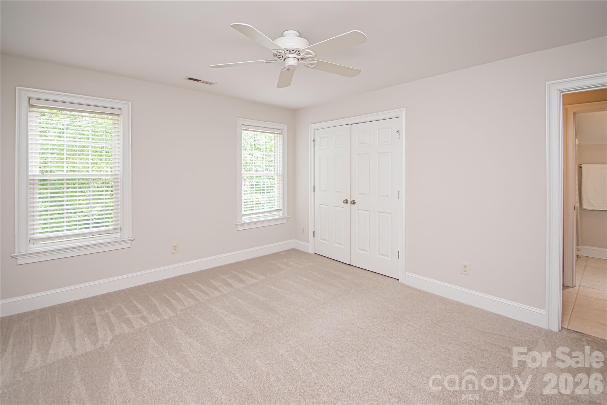 1015 Estate Lane Property Photo 37