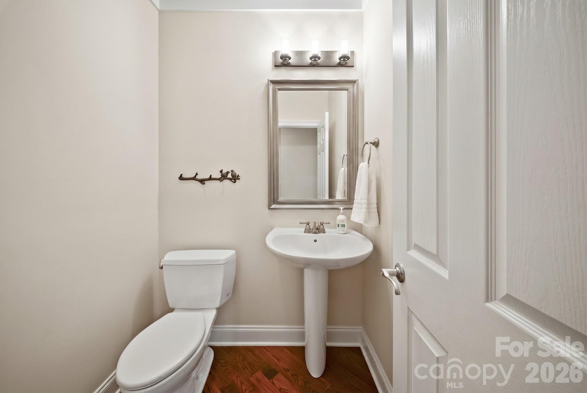 289 Fennel Dun Circle Property Photo 32