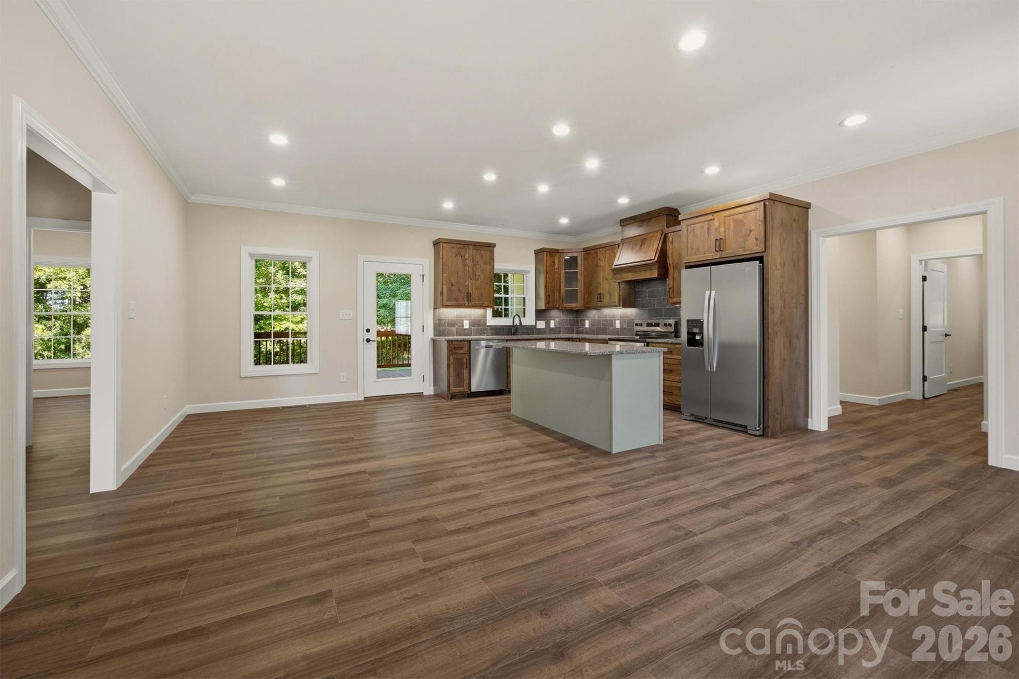 107 Meadow View Street Property Photo 5