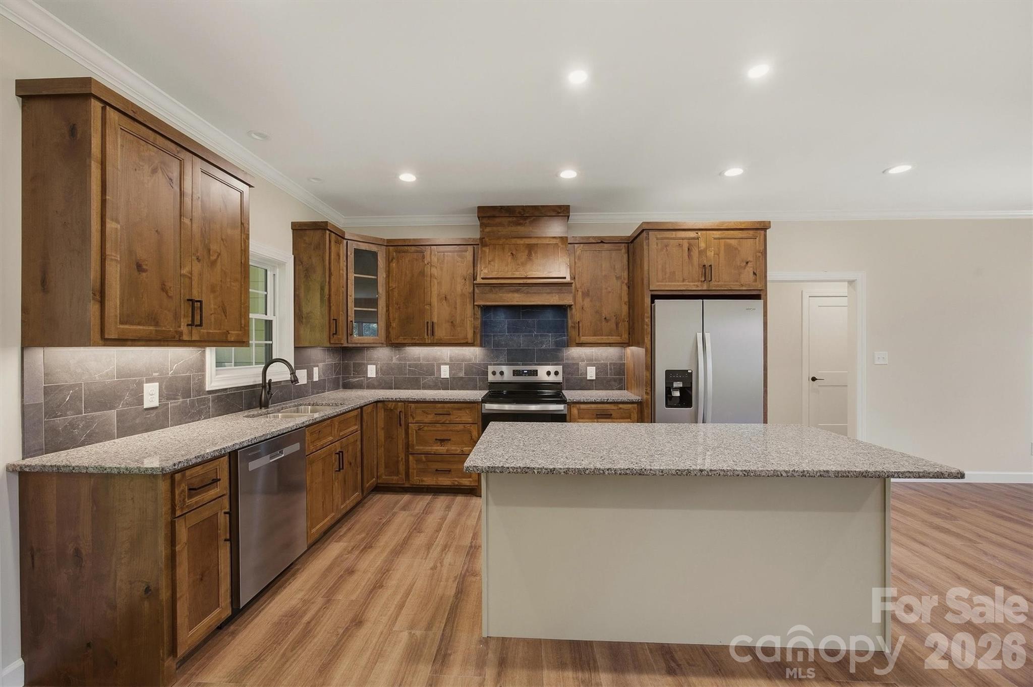 107 Meadow View Street Property Photo 8