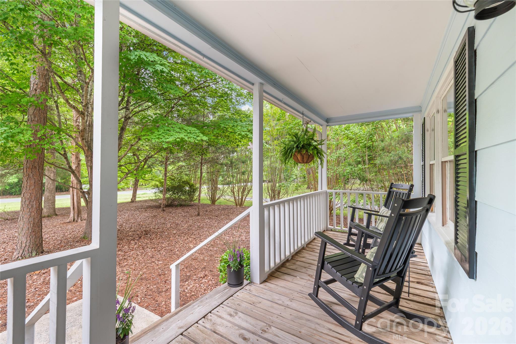 7012 Knotty Pine Road Property Photo 3