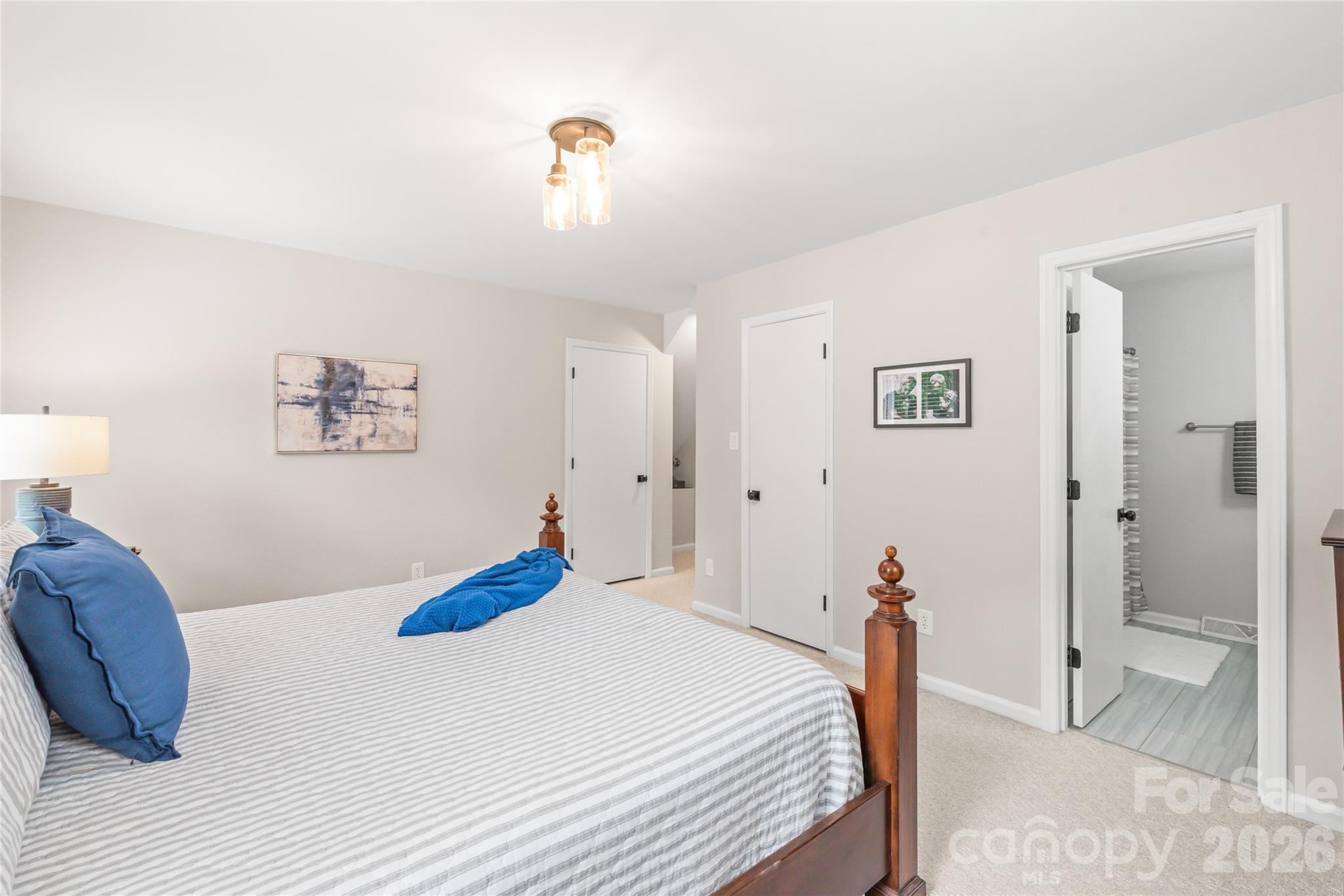 7012 Knotty Pine Road Property Photo 10