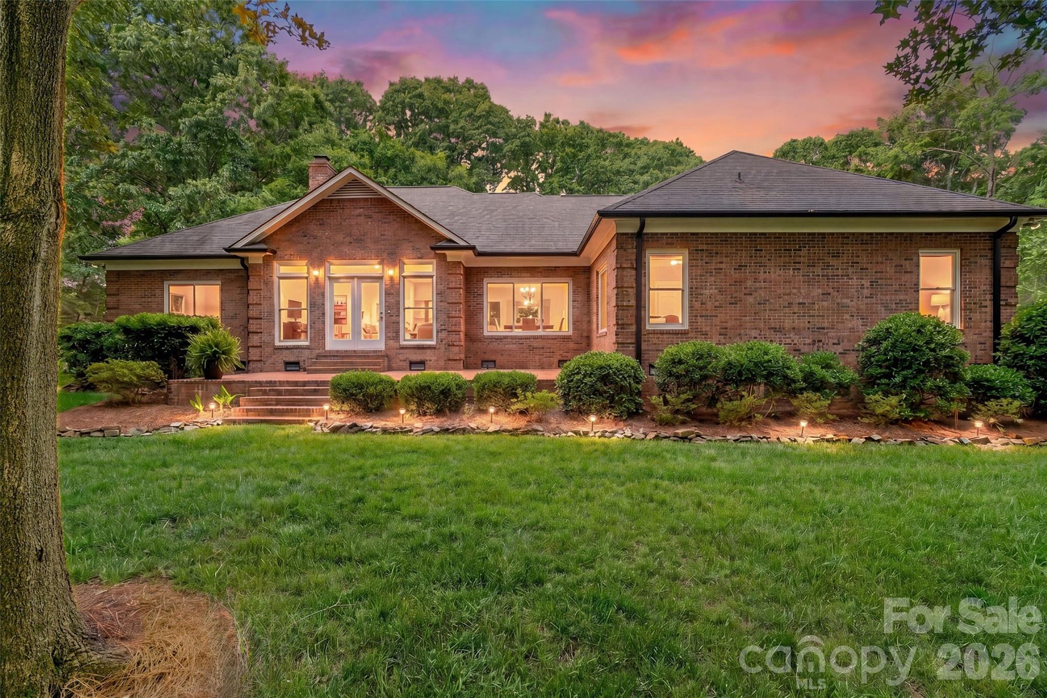 3406 Peninsula Court Property Photo 2
