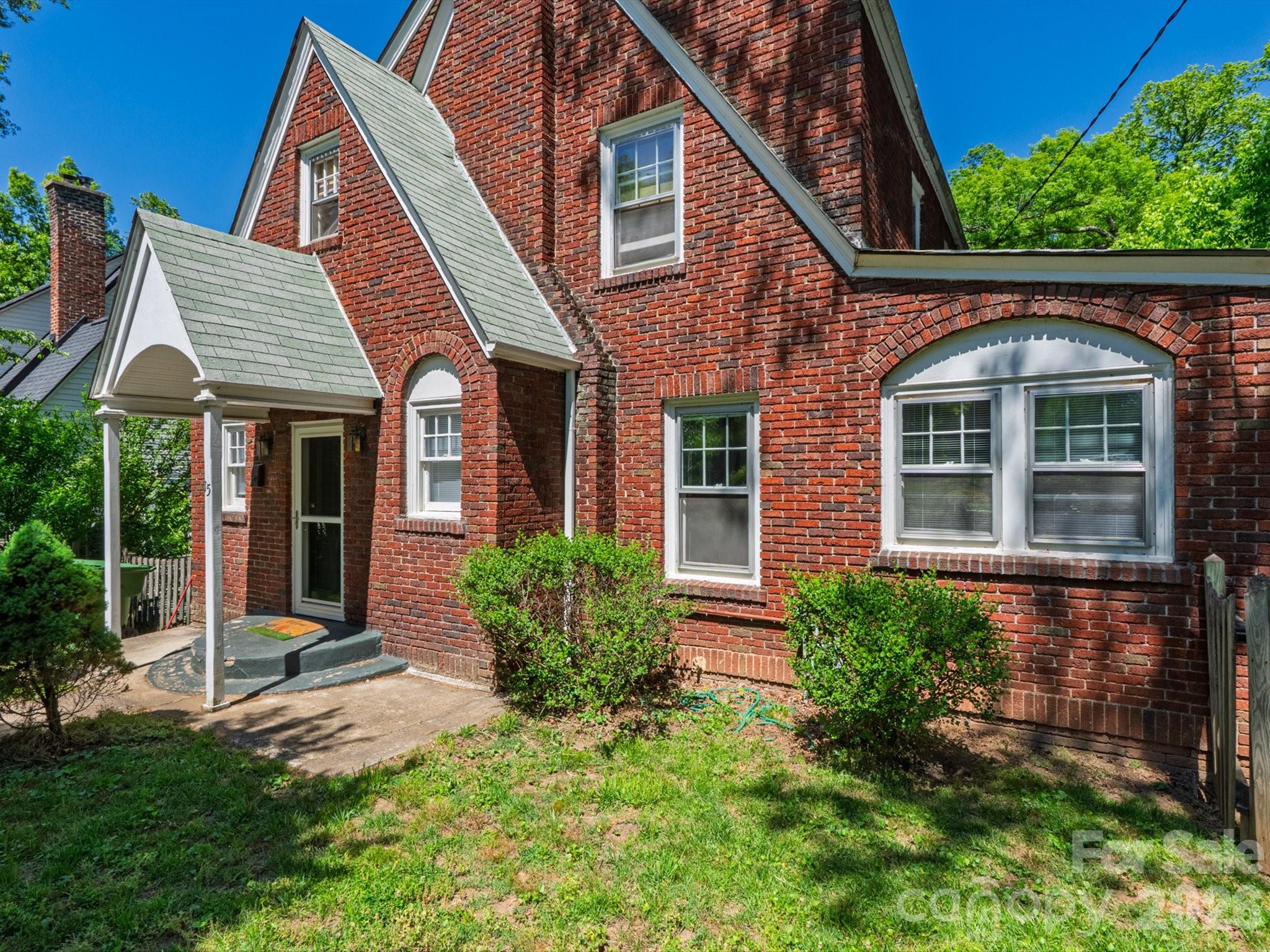 15 Sylvan Avenue Property Photo 3