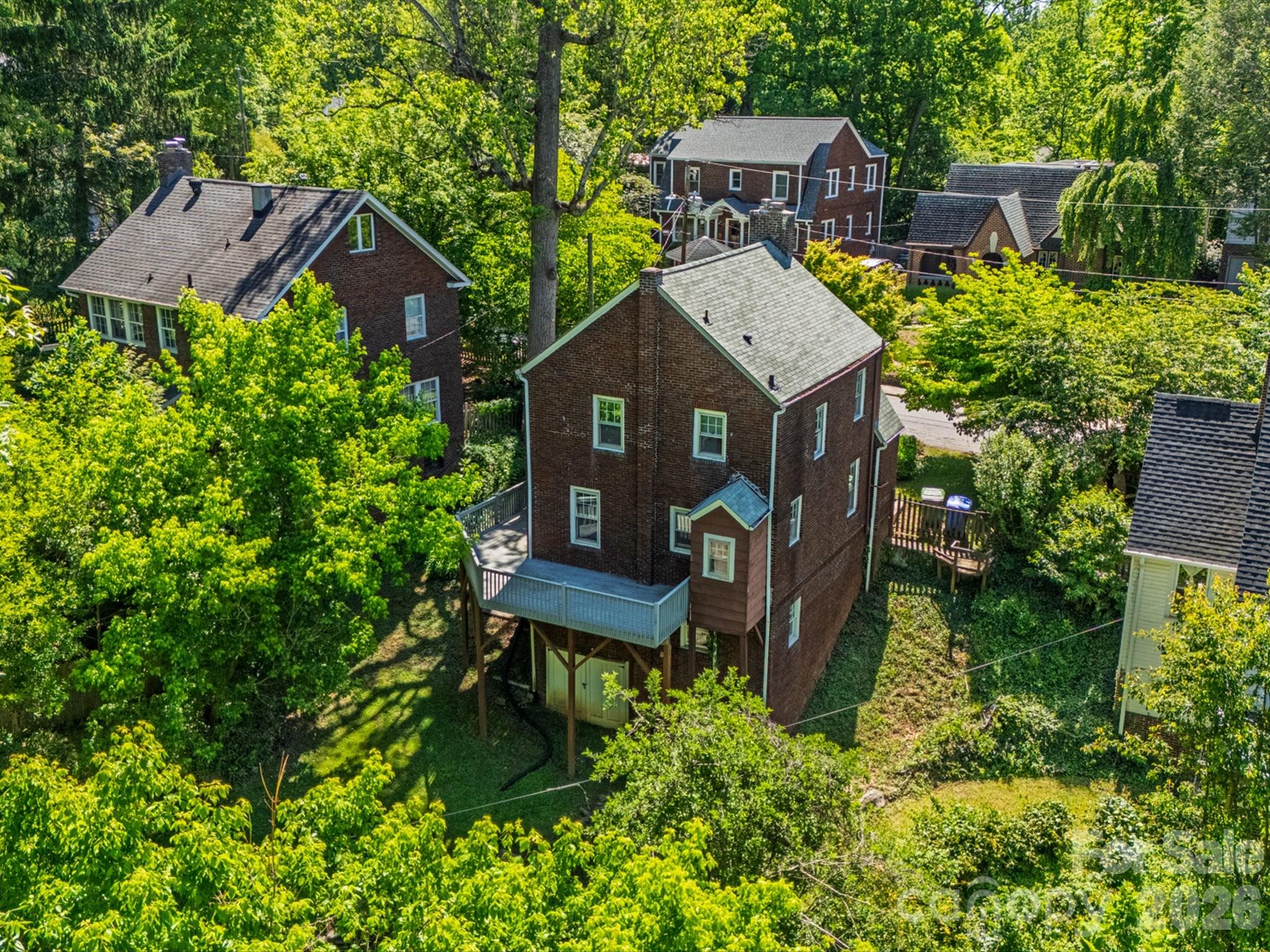 15 Sylvan Avenue Property Photo 6