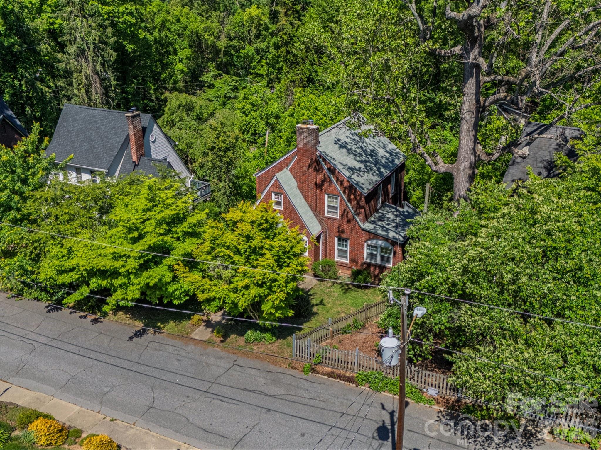 15 Sylvan Avenue Property Photo 8