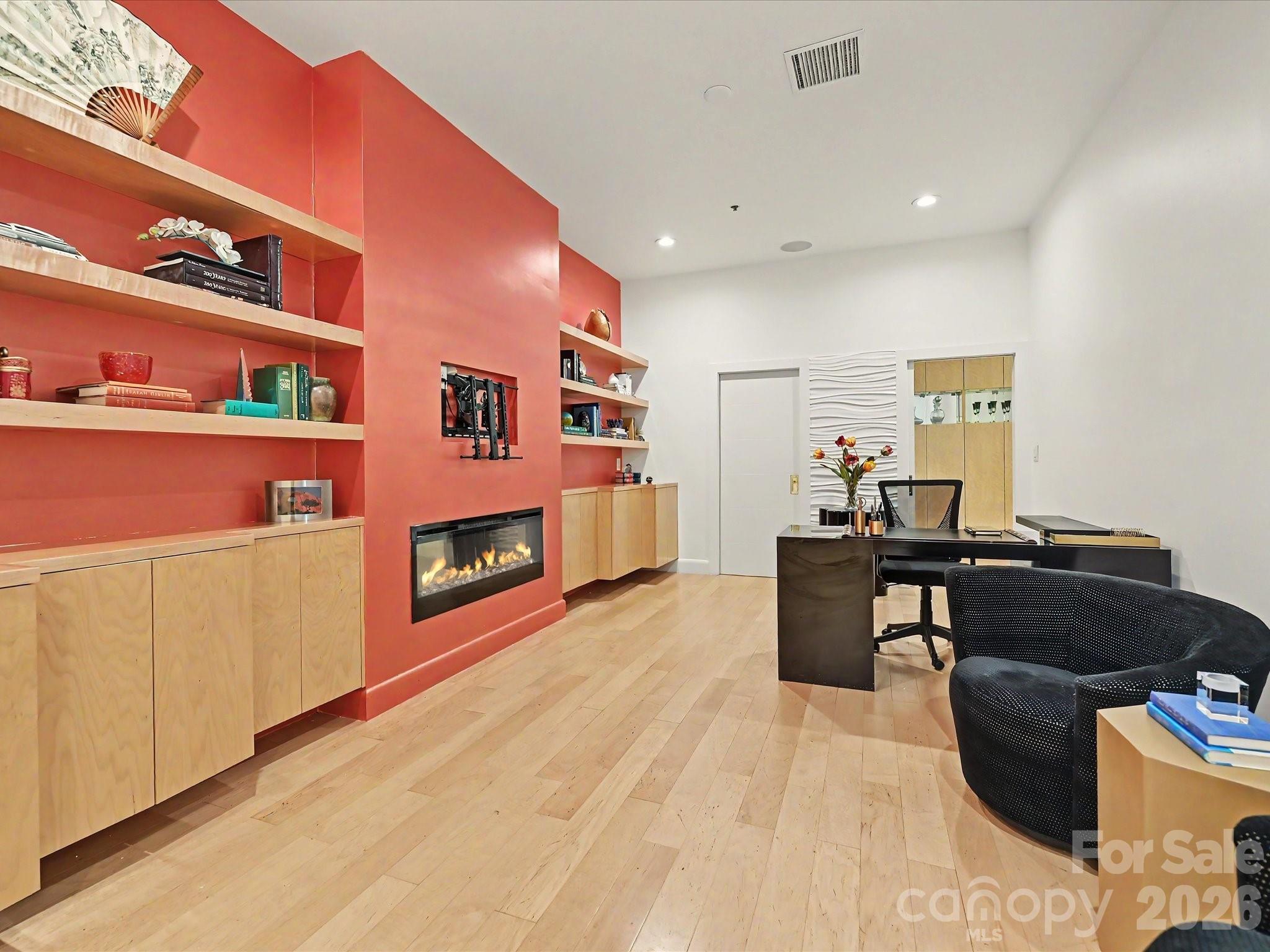 127 N Tryon Street 509 Property Photo 6
